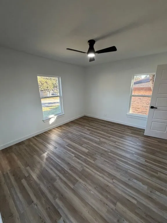 Single Family Residence For Sale in Tarrant County , 905 Brown Trail, Bedford, Texas 76022, 3 Bedrooms, 2 Bathrooms, 1 Garage spaces, 1,572 Sqft, built in 1956, Preowned, Price $287,000, mls#21120355, Real Estate Agent in Bedford, Homes For Sale in Tarrant county, Homes For Sale in Bedford, Realtor in Bedford Texas, Real Estate Brokerage Independent Realty Texas, Luminita Cordes Realtor