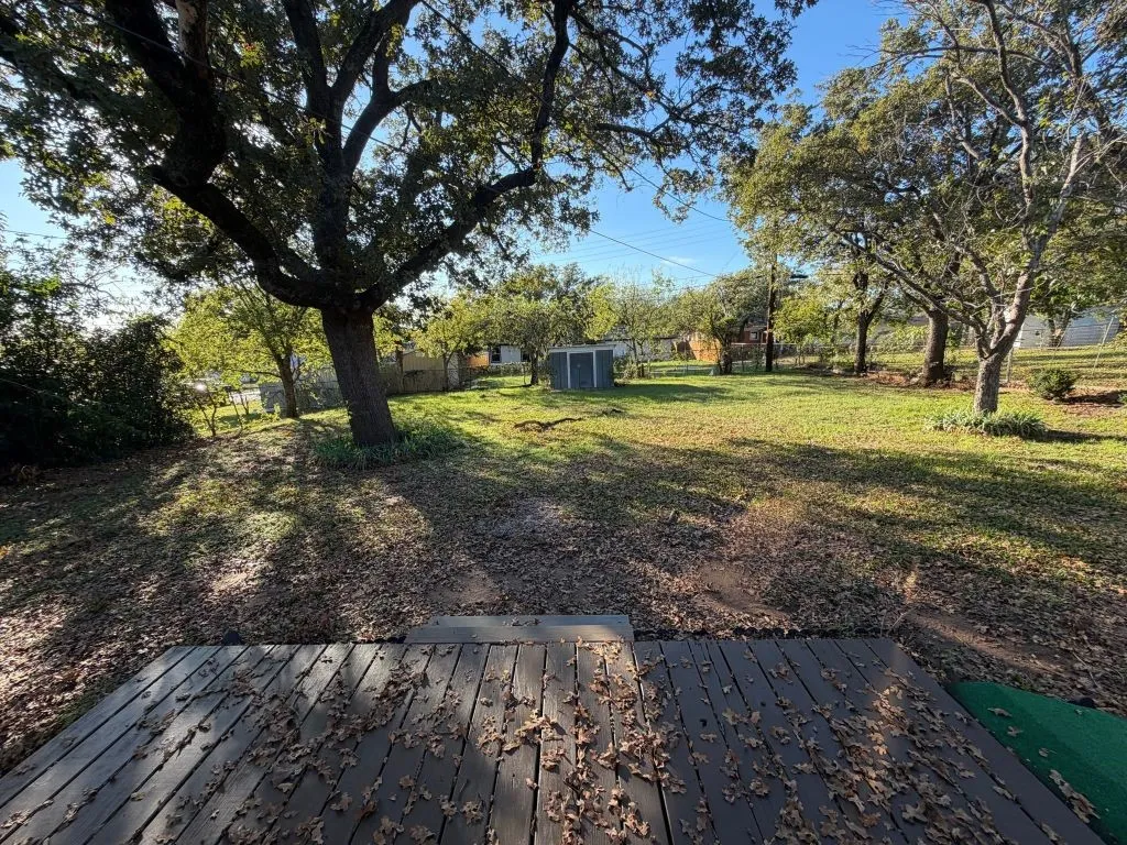 Single Family Residence For Sale in Tarrant County , 905 Brown Trail, Bedford, Texas 76022, 3 Bedrooms, 2 Bathrooms, 1 Garage spaces, 1,572 Sqft, built in 1956, Preowned, Price $287,000, mls#21120355, Real Estate Agent in Bedford, Homes For Sale in Tarrant county, Homes For Sale in Bedford, Realtor in Bedford Texas, Real Estate Brokerage Independent Realty Texas, Luminita Cordes Realtor