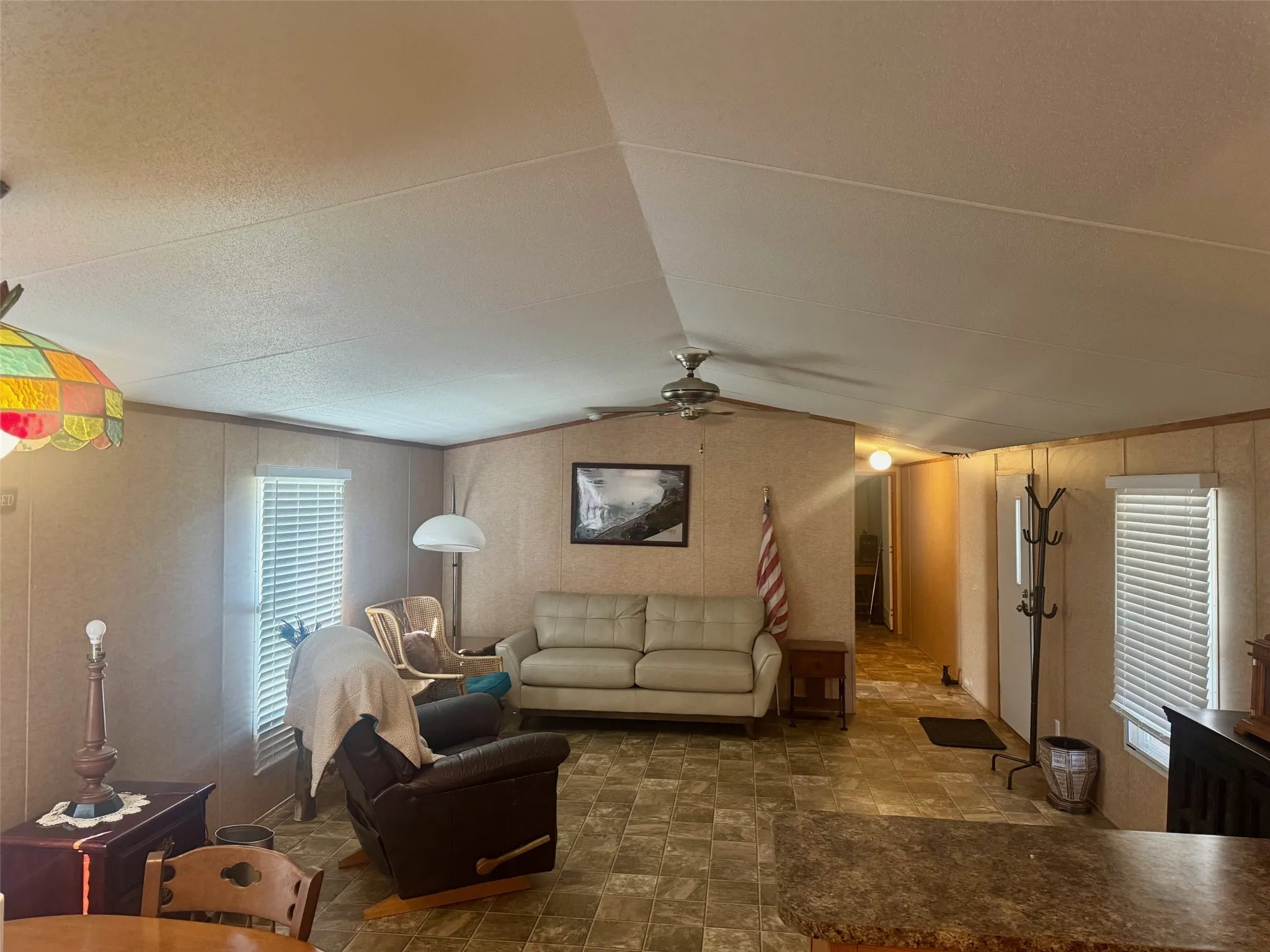 Mobile Home For Sale in Camp County , 244 CR 2602, Pittsburg, Texas 75686, 3 Bedrooms, 2 Bathrooms, Garage spaces, 1,216 Sqft, built in 2010, Price $129,000, mls#21120549, Real Estate Agent in Pittsburg, Homes For Sale in Camp county, Homes For Sale in Pittsburg, Realtor in Pittsburg Texas, Real Estate Brokerage Independent Realty Texas, Luminita Cordes Realtor
