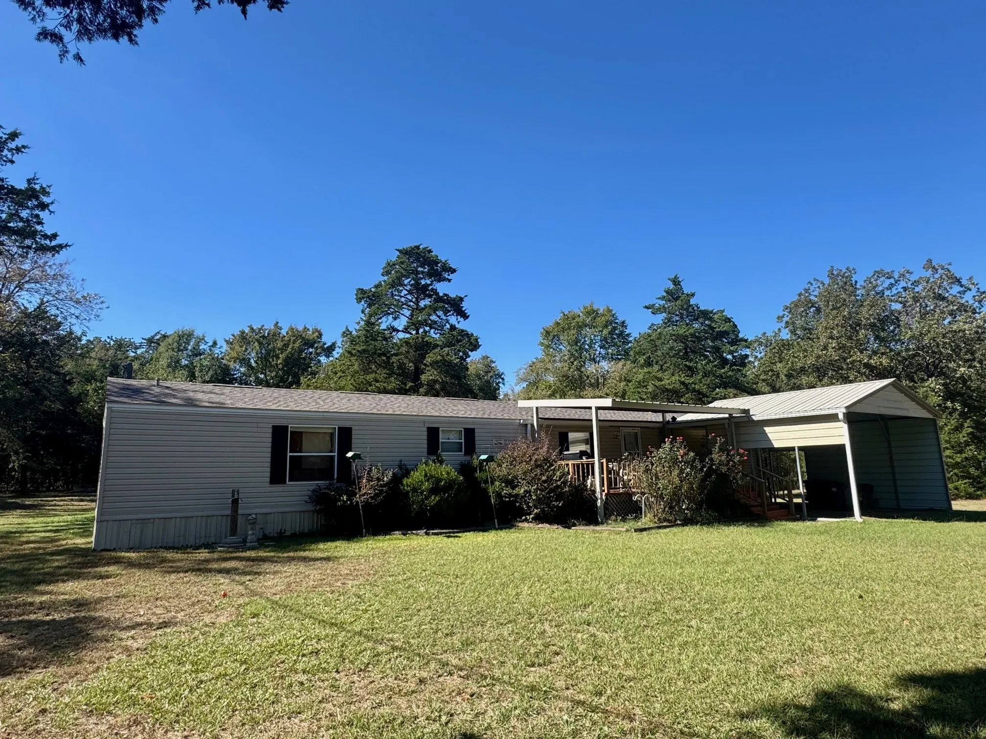 Mobile Home For Sale in Camp County , 244 CR 2602, Pittsburg, Texas 75686, 3 Bedrooms, 2 Bathrooms, Garage spaces, 1,216 Sqft, built in 2010, Price $129,000, mls#21120549, Real Estate Agent in Pittsburg, Homes For Sale in Camp county, Homes For Sale in Pittsburg, Realtor in Pittsburg Texas, Real Estate Brokerage Independent Realty Texas, Luminita Cordes Realtor