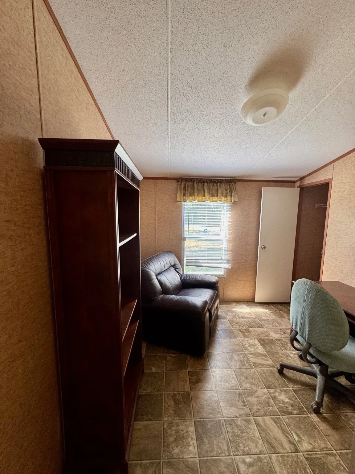 Mobile Home For Sale in Camp County , 244 CR 2602, Pittsburg, Texas 75686, 3 Bedrooms, 2 Bathrooms, Garage spaces, 1,216 Sqft, built in 2010, Price $129,000, mls#21120549, Real Estate Agent in Pittsburg, Homes For Sale in Camp county, Homes For Sale in Pittsburg, Realtor in Pittsburg Texas, Real Estate Brokerage Independent Realty Texas, Luminita Cordes Realtor