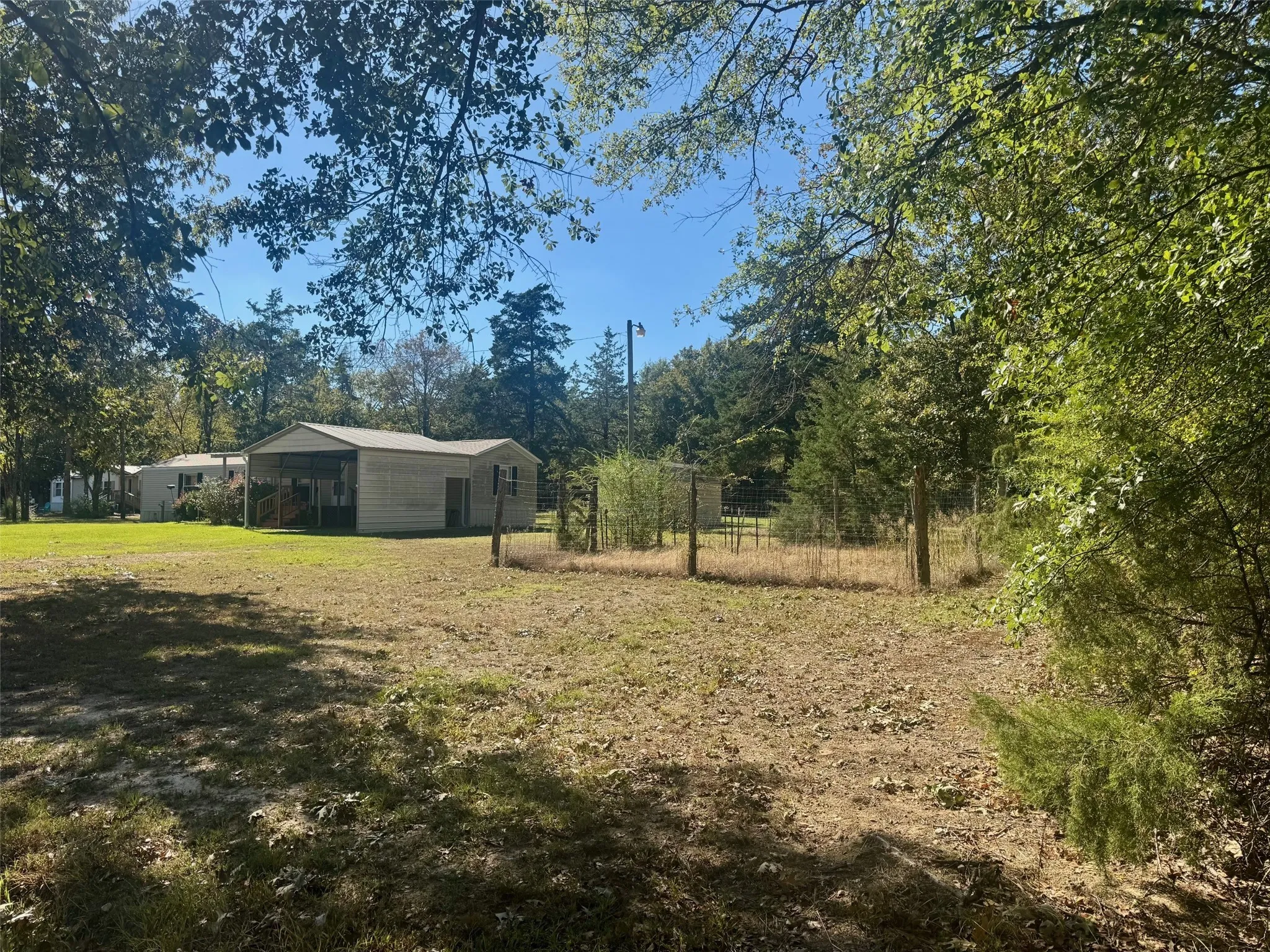 Mobile Home For Sale in Camp County , 244 CR 2602, Pittsburg, Texas 75686, 3 Bedrooms, 2 Bathrooms, Garage spaces, 1,216 Sqft, built in 2010, Price $129,000, mls#21120549, Real Estate Agent in Pittsburg, Homes For Sale in Camp county, Homes For Sale in Pittsburg, Realtor in Pittsburg Texas, Real Estate Brokerage Independent Realty Texas, Luminita Cordes Realtor