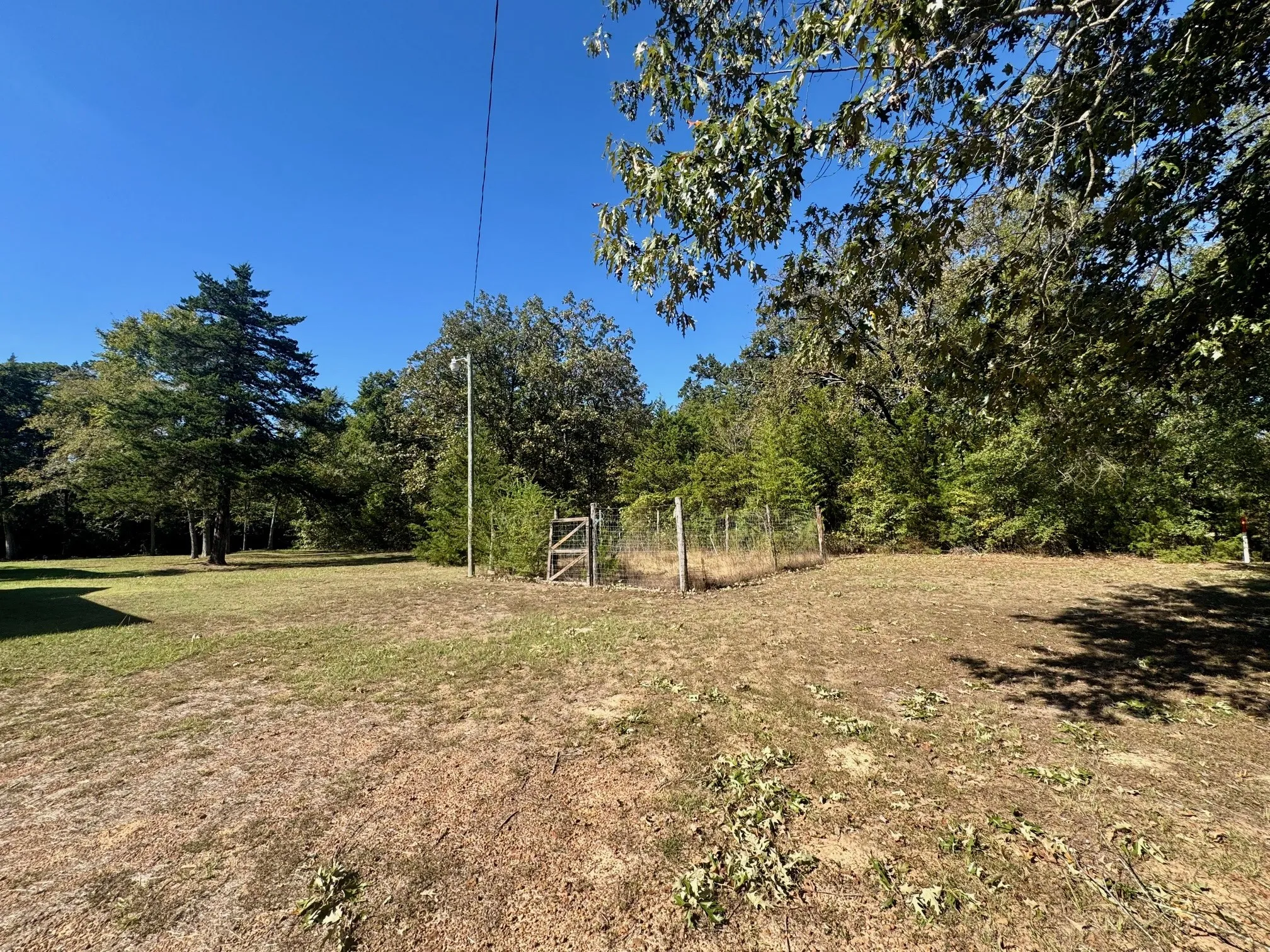 Mobile Home For Sale in Camp County , 244 CR 2602, Pittsburg, Texas 75686, 3 Bedrooms, 2 Bathrooms, Garage spaces, 1,216 Sqft, built in 2010, Price $129,000, mls#21120549, Real Estate Agent in Pittsburg, Homes For Sale in Camp county, Homes For Sale in Pittsburg, Realtor in Pittsburg Texas, Real Estate Brokerage Independent Realty Texas, Luminita Cordes Realtor