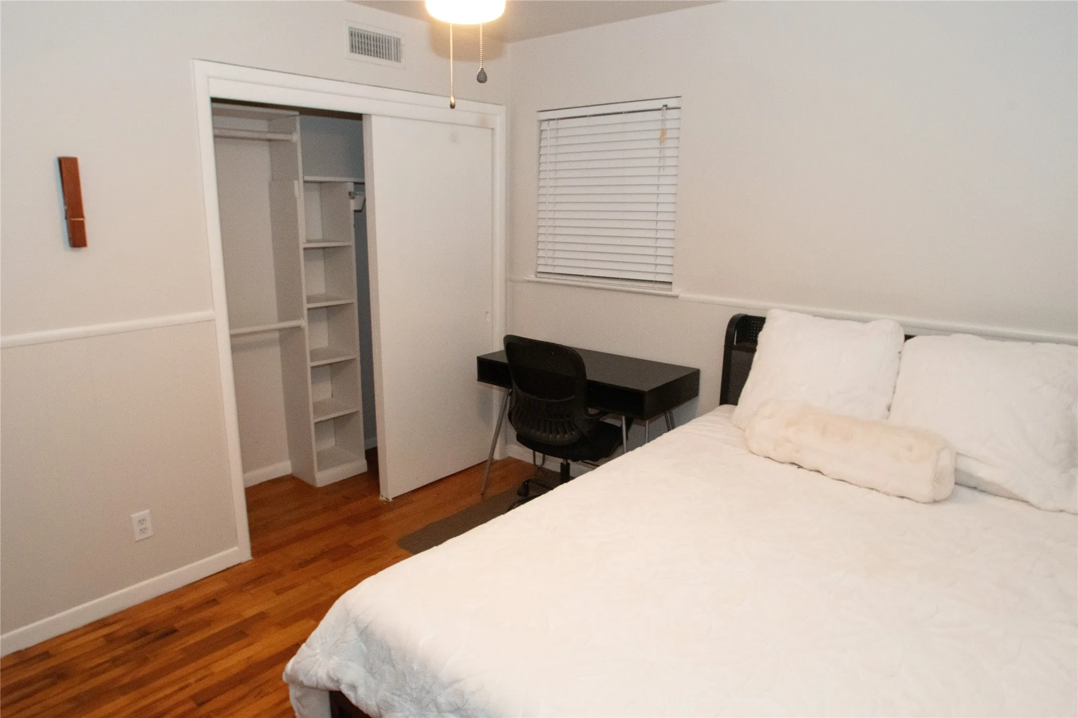 Multiple Parcels For Sale in Dallas County , 2129 Province Lane, Dallas, Texas 75228, 8 Bedroom, 3 Bathroom, Garage spaces, 0 Sqft, built in 1958, Preowned, mls#21119979, Real Estate Agent in Dallas, Homes For Sale in Dallas county, Homes For Sale in Dallas, Realtor in Dallas Texas, Real Estate Brokerage Independent Realty Texas, Luminita Cordes Realtor