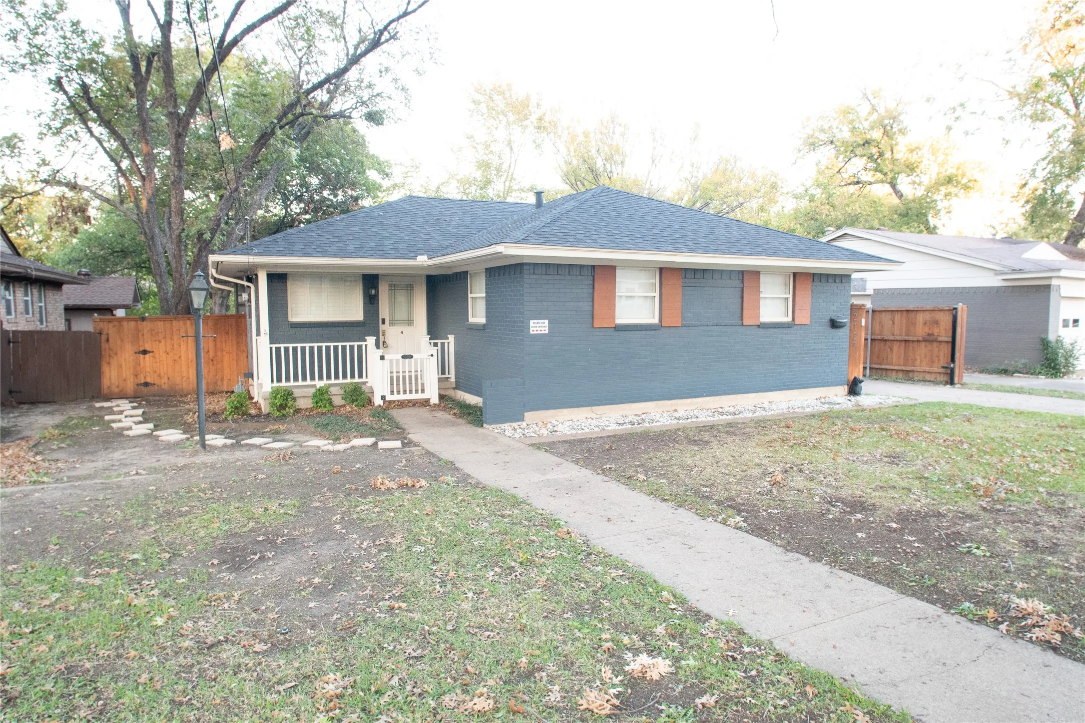 Multiple Parcels For Sale in Dallas County , 2129 Province Lane, Dallas, Texas 75228, 8 Bedroom, 3 Bathroom, Garage spaces, 0 Sqft, built in 1958, Preowned, mls#21119979, Real Estate Agent in Dallas, Homes For Sale in Dallas county, Homes For Sale in Dallas, Realtor in Dallas Texas, Real Estate Brokerage Independent Realty Texas, Luminita Cordes Realtor