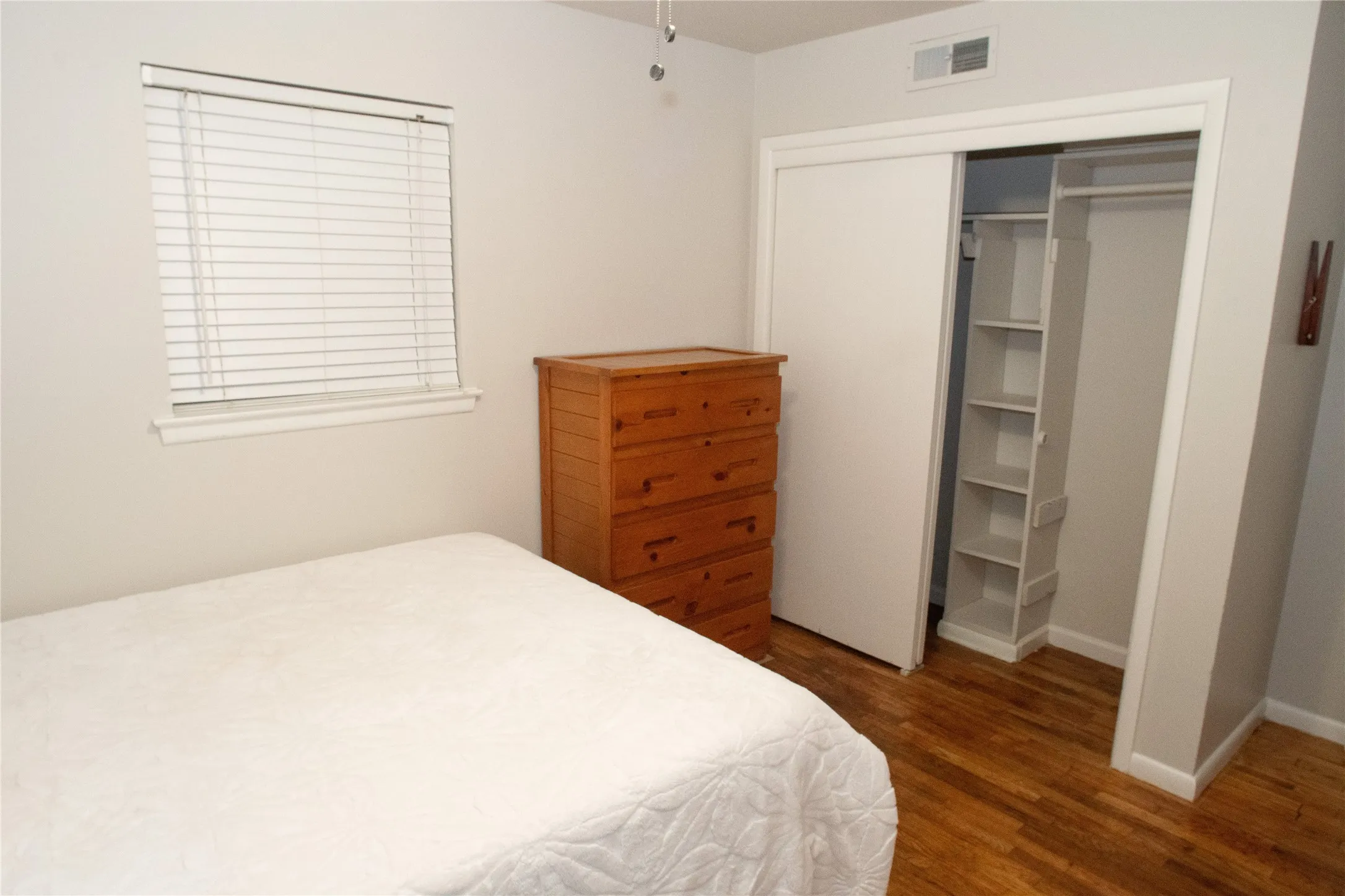 Multiple Parcels For Sale in Dallas County , 2129 Province Lane, Dallas, Texas 75228, 8 Bedroom, 3 Bathroom, Garage spaces, 0 Sqft, built in 1958, Preowned, mls#21119979, Real Estate Agent in Dallas, Homes For Sale in Dallas county, Homes For Sale in Dallas, Realtor in Dallas Texas, Real Estate Brokerage Independent Realty Texas, Luminita Cordes Realtor