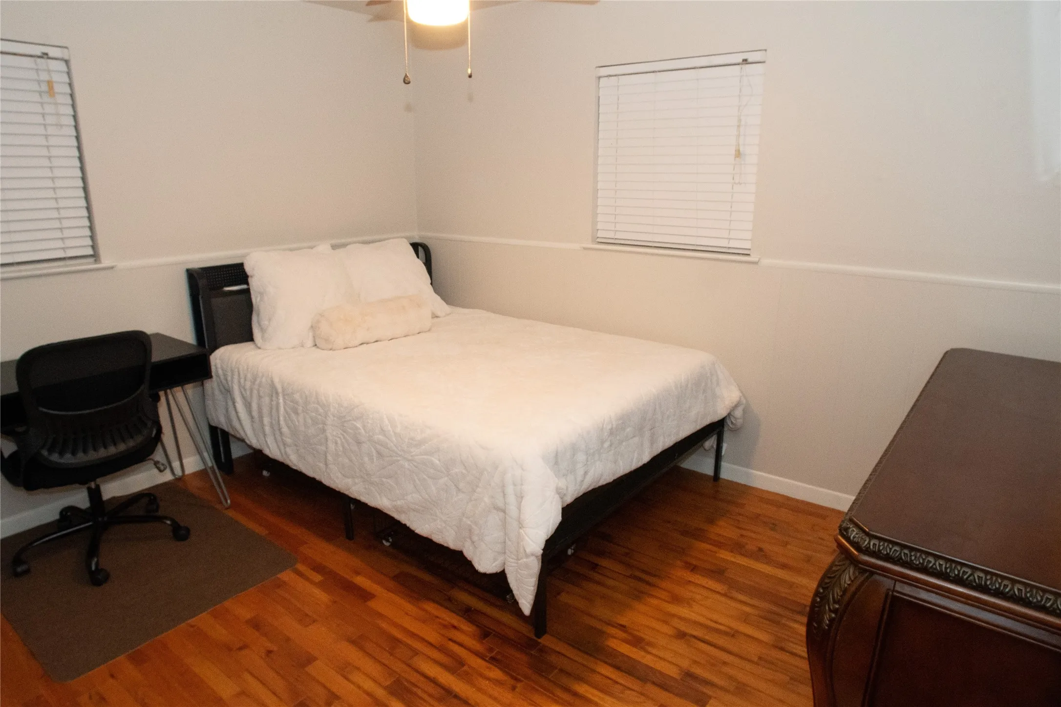 Single Family Residence For Sale in Dallas County , 2129 Province, Dallas, Texas 75228, 8 Bedroom, 3 Bathroom, Garage spaces, 1,722 Sqft, built in 1958, Preowned, mls#21119993, Real Estate Agent in Dallas, Homes For Sale in Dallas county, Homes For Sale in Dallas, Realtor in Dallas Texas, Real Estate Brokerage Independent Realty Texas, Luminita Cordes Realtor