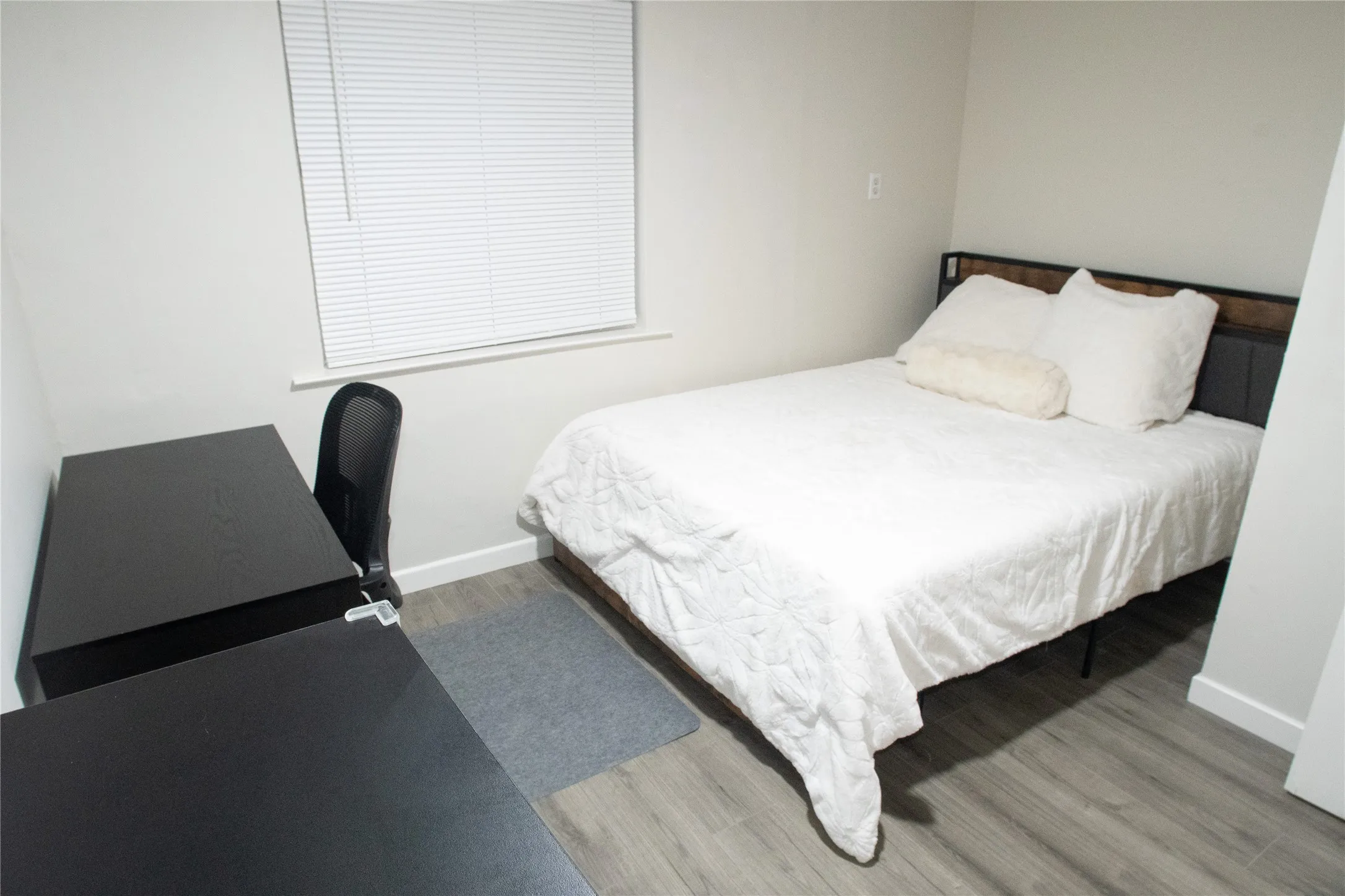 Single Family Residence For Sale in Dallas County , 2129 Province, Dallas, Texas 75228, 8 Bedroom, 3 Bathroom, Garage spaces, 1,722 Sqft, built in 1958, Preowned, mls#21119993, Real Estate Agent in Dallas, Homes For Sale in Dallas county, Homes For Sale in Dallas, Realtor in Dallas Texas, Real Estate Brokerage Independent Realty Texas, Luminita Cordes Realtor