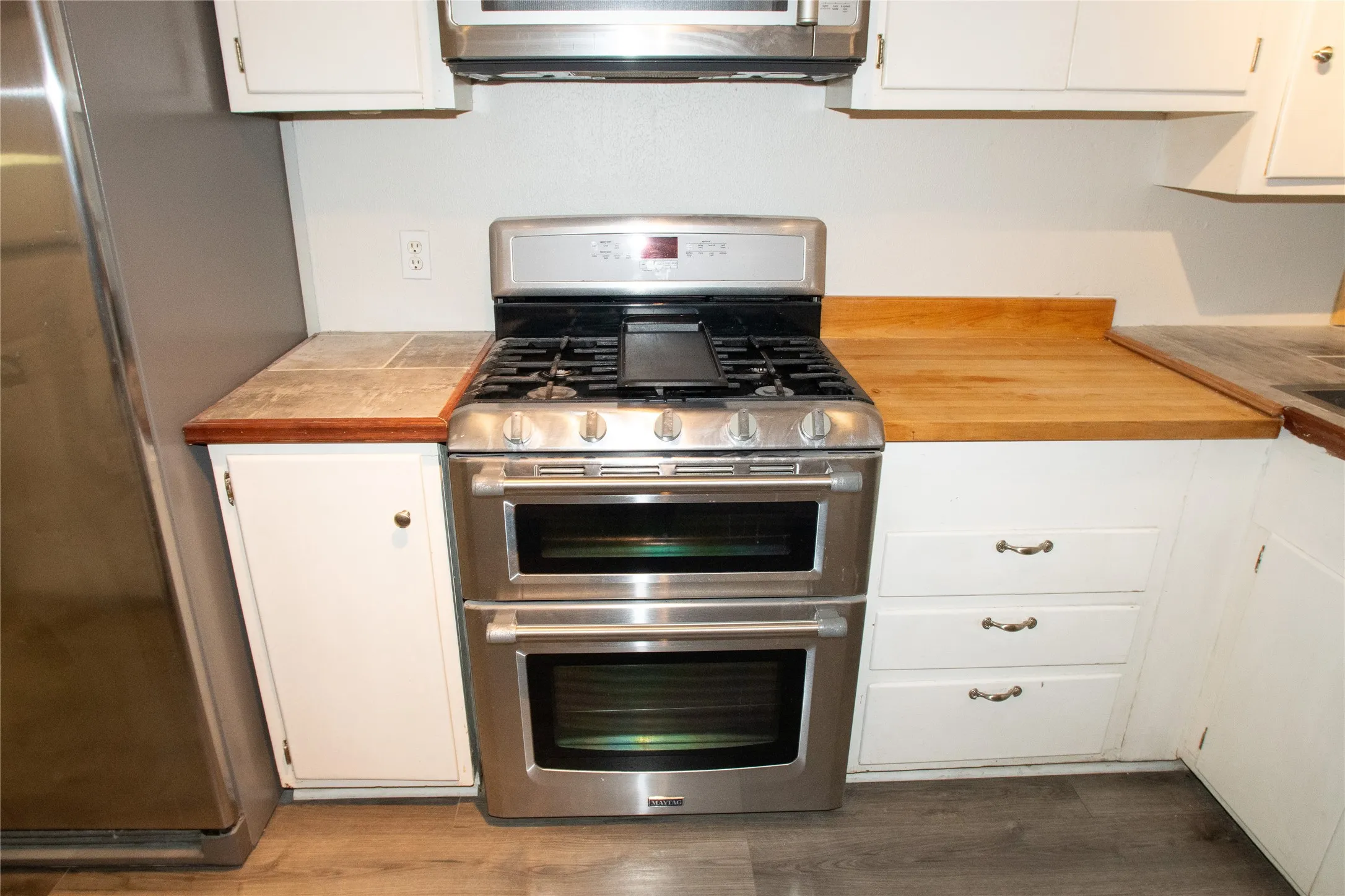 Single Family Residence For Sale in Dallas County , 2129 Province, Dallas, Texas 75228, 8 Bedroom, 3 Bathroom, Garage spaces, 1,722 Sqft, built in 1958, Preowned, mls#21119993, Real Estate Agent in Dallas, Homes For Sale in Dallas county, Homes For Sale in Dallas, Realtor in Dallas Texas, Real Estate Brokerage Independent Realty Texas, Luminita Cordes Realtor