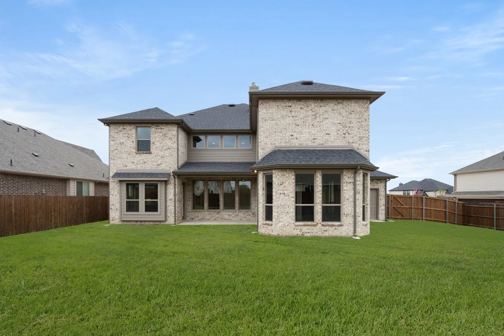5401 Rowlan- Back-1