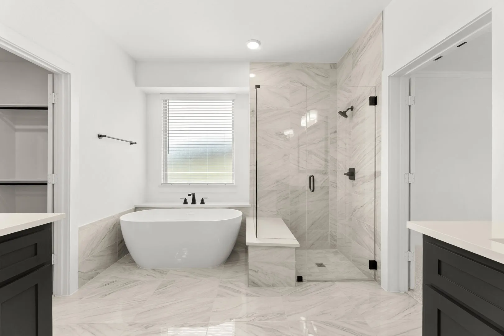 1107 Willow Lake-Primary Suite-4