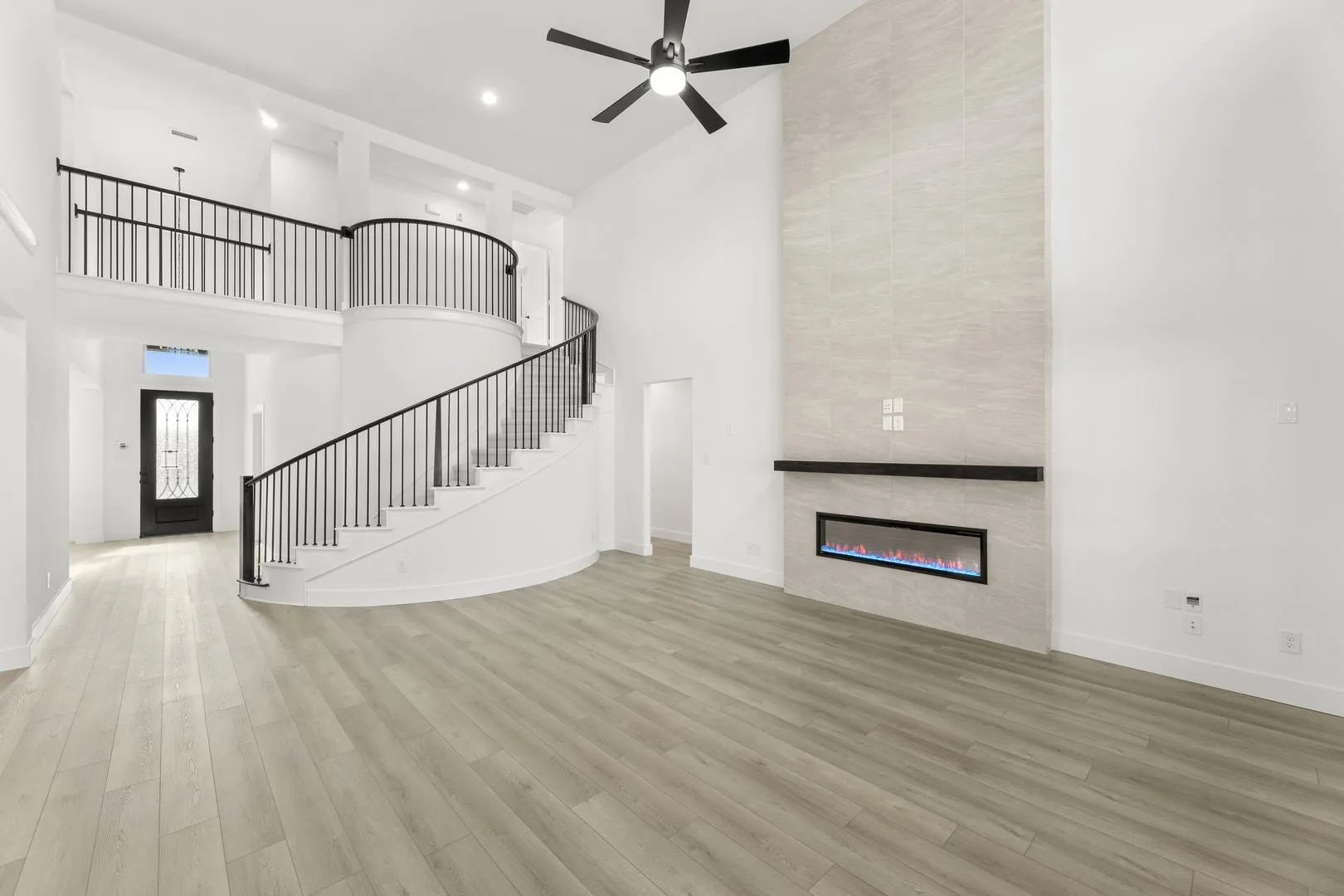 1107 Willow Lake-Living Room-2