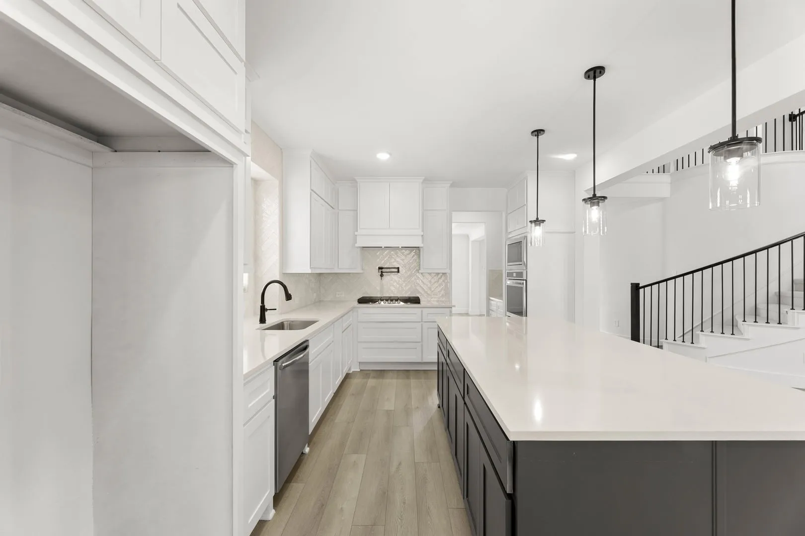 1107 Willow Lake-Kitchen-3