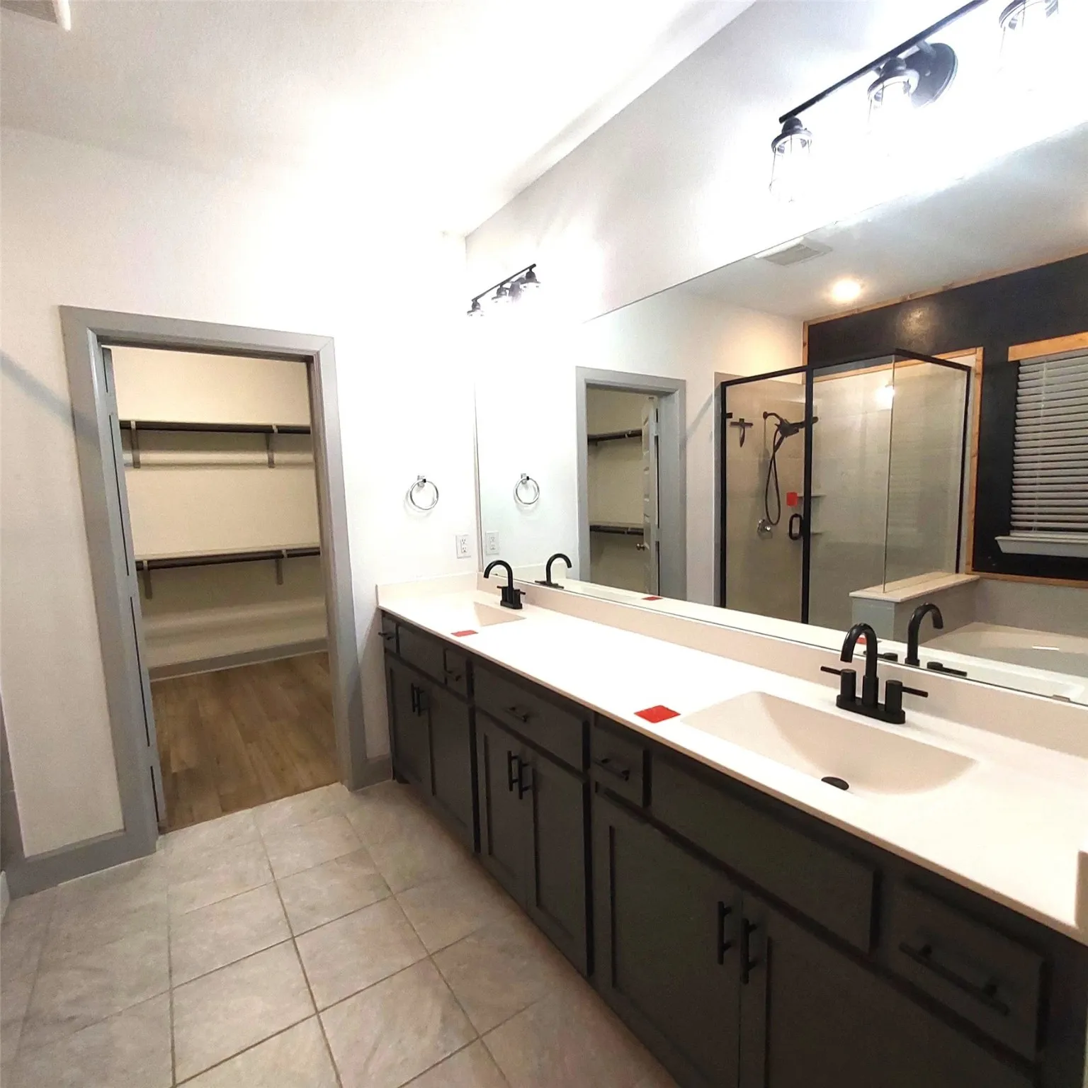 Single Family Residence For Sale in Rockwall County , 5067 Stream Turn Drive, Royse City, Texas 75189, 5 Bedroom, 4 Bathroom, 2 Garage spaces, 3,345 Sqft, built in 2023, Preowned, mls#21120011, Real Estate Agent in Royse City, Homes For Sale in Rockwall county, Homes For Sale in Royse City, Realtor in Royse City Texas, Real Estate Brokerage Independent Realty Texas, Luminita Cordes Realtor