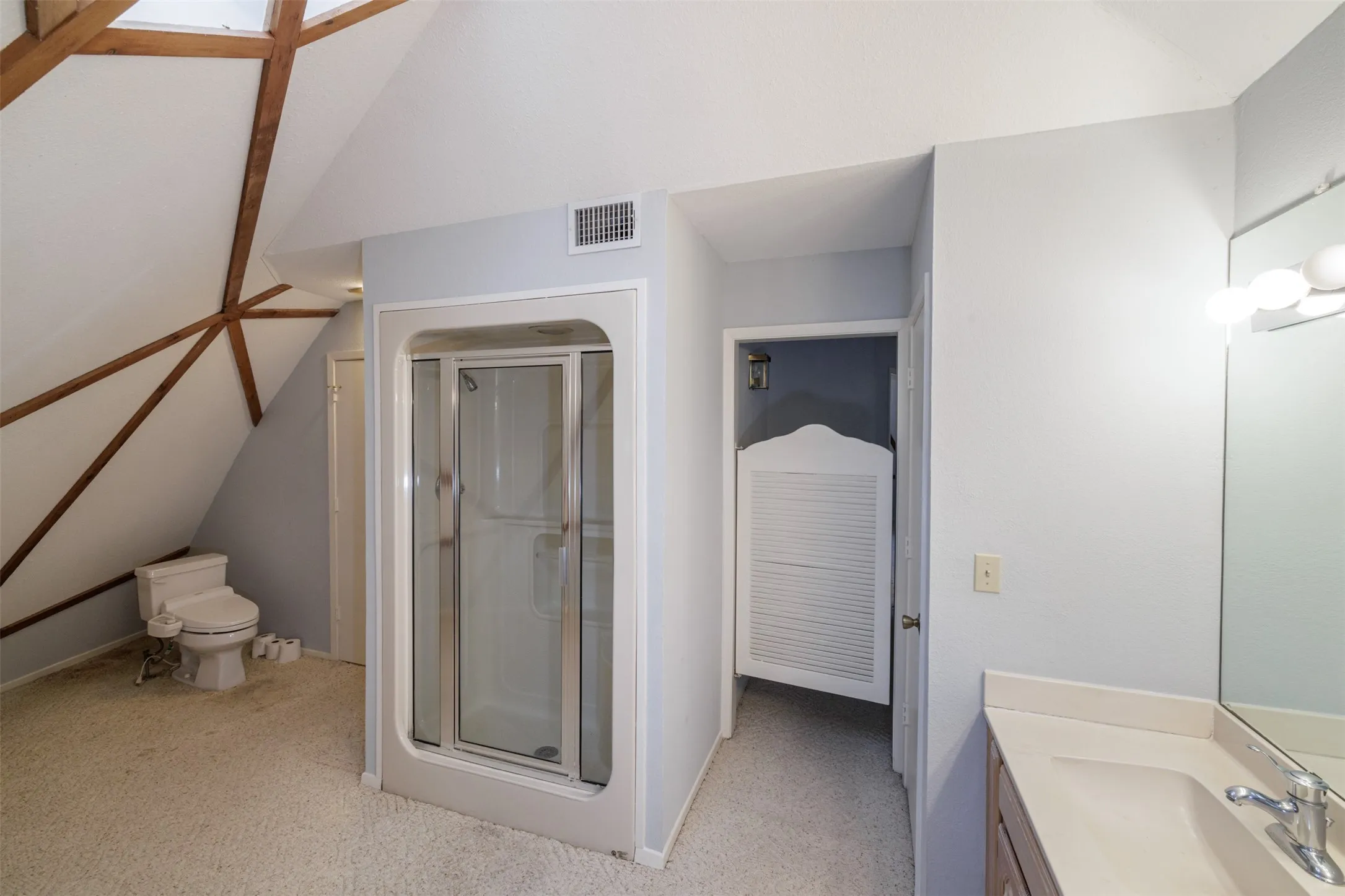 Upstairs bathroom