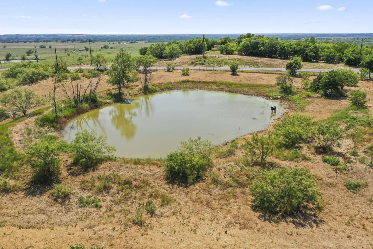 Farm For Sale in Denton County , 9144 Fm 2164, Sanger, Texas 76266, 9 Bedroom, 8 Bathroom, Garage spaces, 5,413 Sqft, built in 2020, Preowned, mls#21120436, Real Estate Agent in Sanger, Homes For Sale in Denton county, Homes For Sale in Sanger, Realtor in Sanger Texas, Real Estate Brokerage Independent Realty Texas, Luminita Cordes Realtor