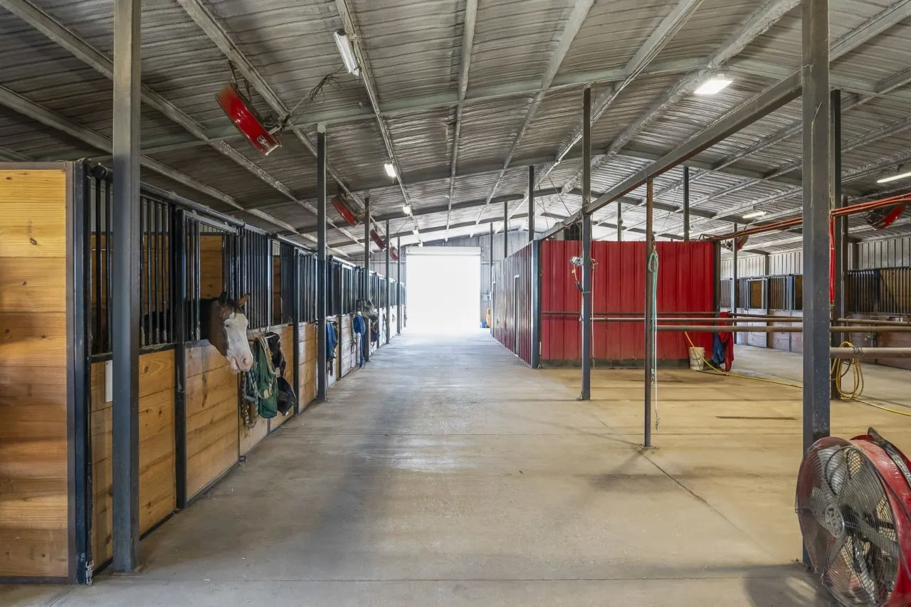 Farm For Sale in Denton County , 9144 Fm 2164, Sanger, Texas 76266, 9 Bedroom, 8 Bathroom, Garage spaces, 5,413 Sqft, built in 2020, Preowned, mls#21120436, Real Estate Agent in Sanger, Homes For Sale in Denton county, Homes For Sale in Sanger, Realtor in Sanger Texas, Real Estate Brokerage Independent Realty Texas, Luminita Cordes Realtor