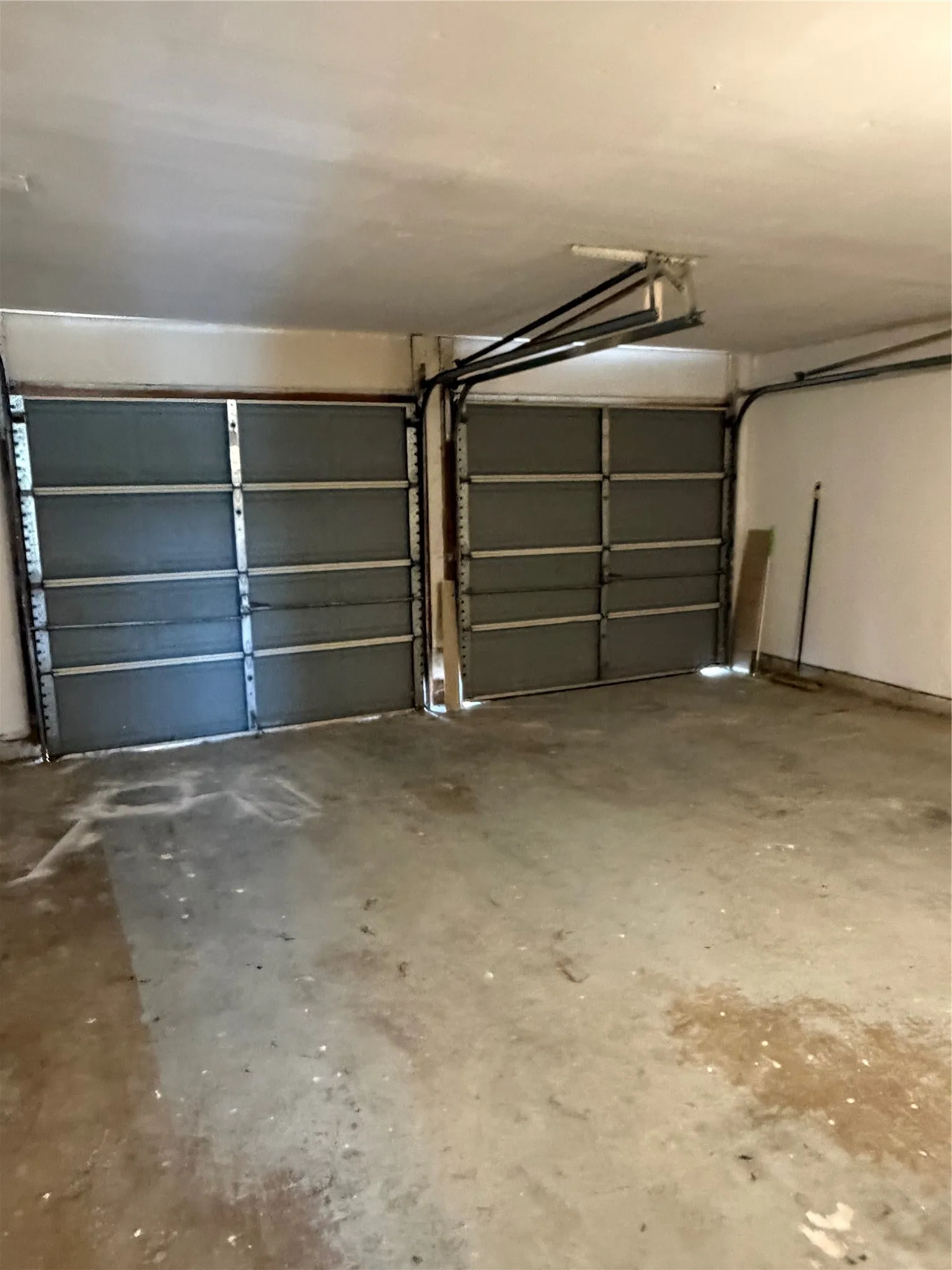 Single Family Residence For Sale in Coryell County , 513 Myra Lou Avenue, Copperas Cove, Texas 76522, 3 Bedroom, 2 Bathroom, 2 Garage spaces, 1,274 Sqft, built in 1978, mls#21120668, Real Estate Agent in Copperas Cove, Homes For Sale in Coryell county, Homes For Sale in Copperas Cove, Realtor in Copperas Cove Texas, Real Estate Brokerage Independent Realty Texas, Luminita Cordes Realtor
