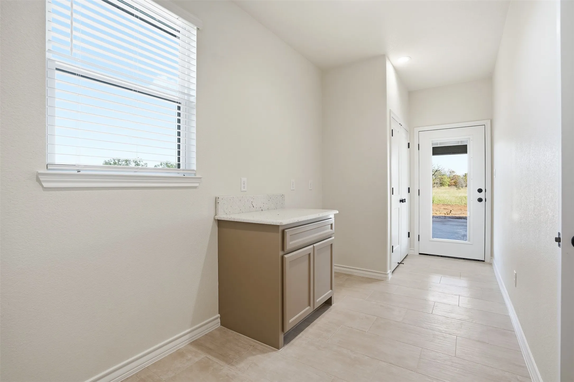 Single Family Residence For Sale in Palo Pinto County , 1865 Dobbs Valley Road, Mineral Wells, Texas 76067, 4 Bedroom, 2 Bathroom, Garage spaces, 2,102 Sqft, built in 2025, New Construction - Complete, mls#21121534, Real Estate Agent in Mineral Wells, Homes For Sale in Palo Pinto county, Homes For Sale in Mineral Wells, Realtor in Mineral Wells Texas, Real Estate Brokerage Independent Realty Texas, Luminita Cordes Realtor