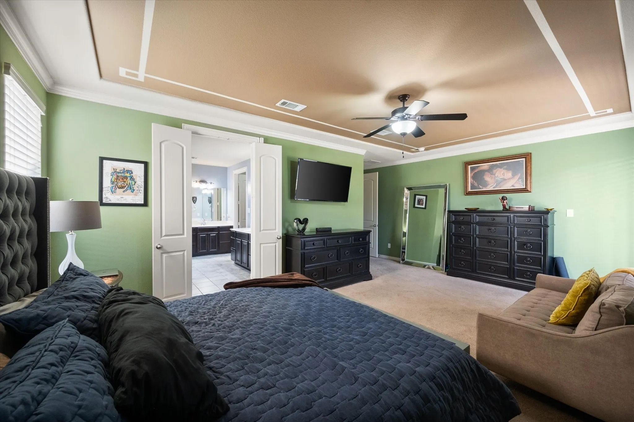 Large primary bedroom