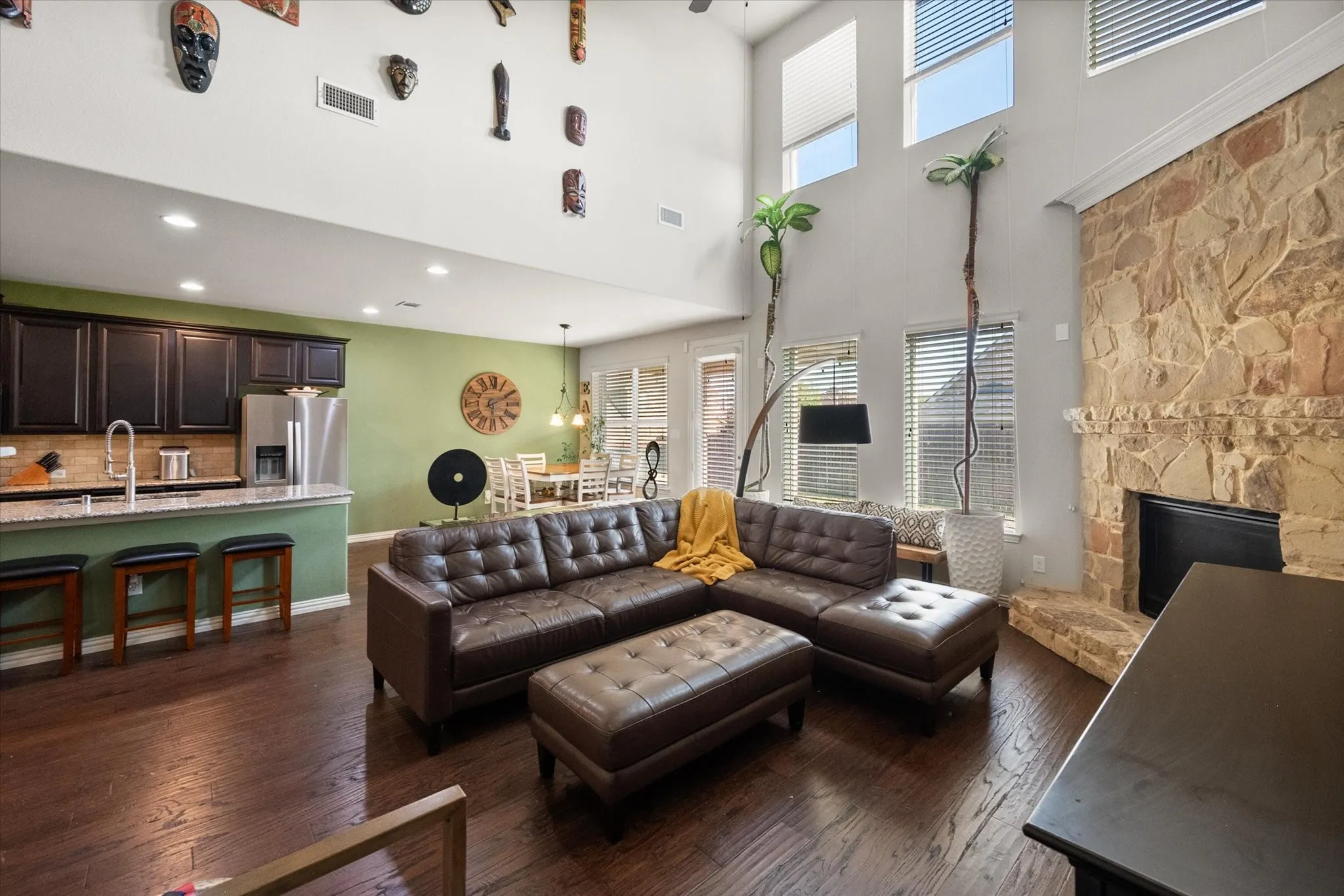 Single Family Residence For Sale in Tarrant County , 7260 Cana, Grand Prairie, Texas 75054, 5 Bedroom, 5 Bathroom, 2 Garage spaces, 4,667 Sqft, built in 2012, Preowned, mls#21115380, Real Estate Agent in Grand Prairie, Homes For Sale in Tarrant county, Homes For Sale in Grand Prairie, Realtor in Grand Prairie Texas, Real Estate Brokerage Independent Realty Texas, Luminita Cordes Realtor