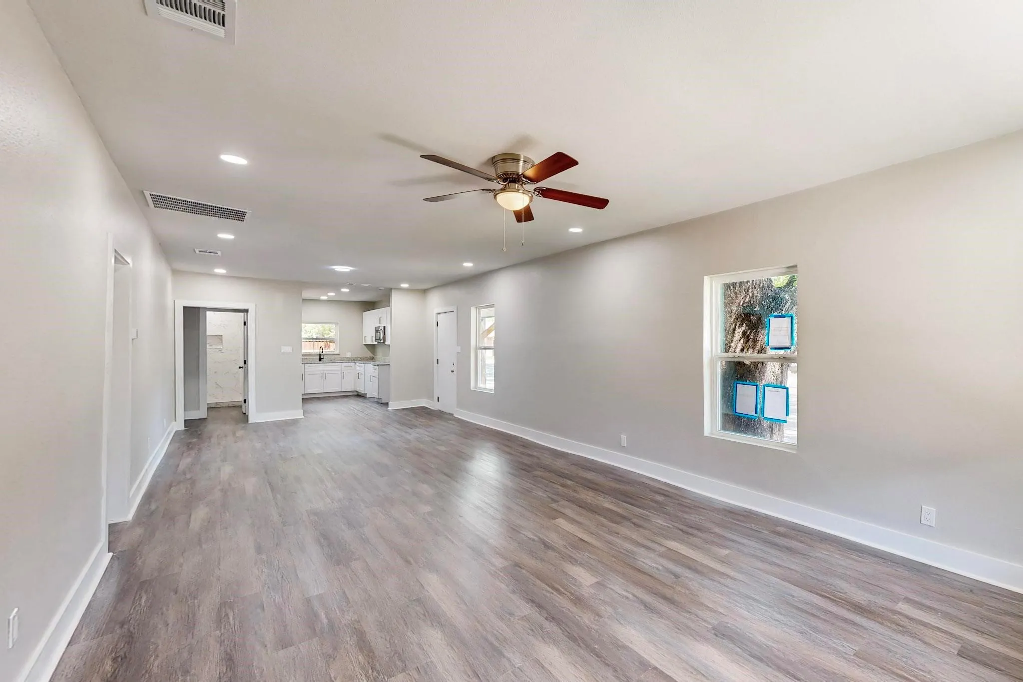 Single Family Residence For Sale in Navarro County , 1500 W Collin Street, Corsicana, Texas 75110, 3 Bedrooms, 3 Bathrooms, Garage spaces, 1,792 Sqft, built in 1945, Price $250,000, mls#21121598, Real Estate Agent in Corsicana, Homes For Sale in Navarro county, Homes For Sale in Corsicana, Realtor in Corsicana Texas, Real Estate Brokerage Independent Realty Texas, Luminita Cordes Realtor