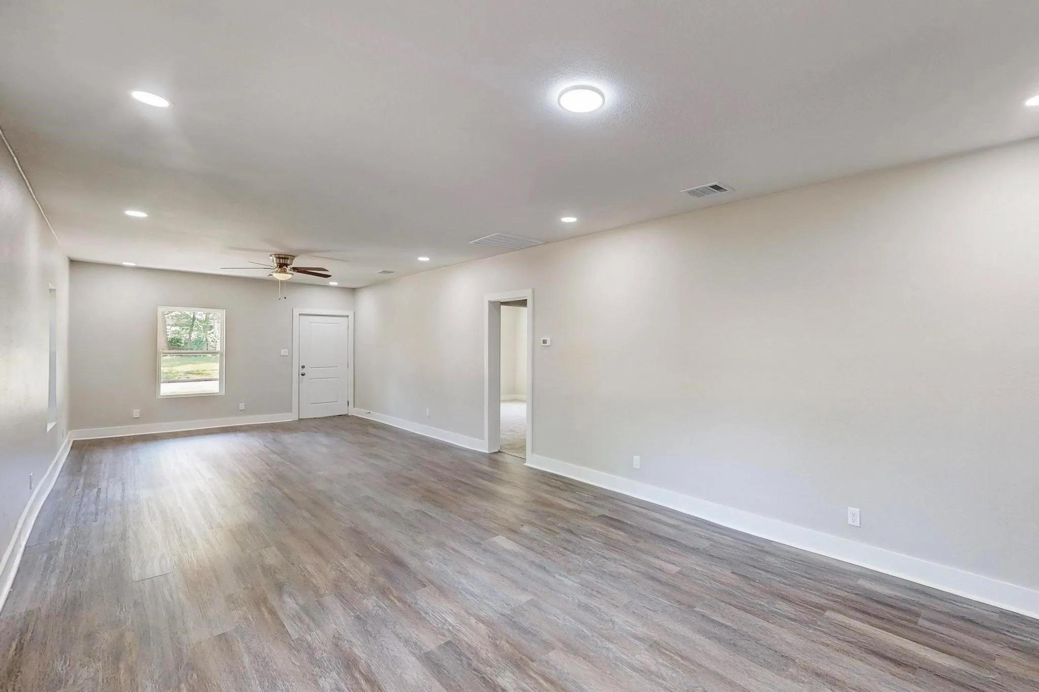 Single Family Residence For Sale in Navarro County , 1500 W Collin Street, Corsicana, Texas 75110, 3 Bedrooms, 3 Bathrooms, Garage spaces, 1,792 Sqft, built in 1945, Price $250,000, mls#21121598, Real Estate Agent in Corsicana, Homes For Sale in Navarro county, Homes For Sale in Corsicana, Realtor in Corsicana Texas, Real Estate Brokerage Independent Realty Texas, Luminita Cordes Realtor