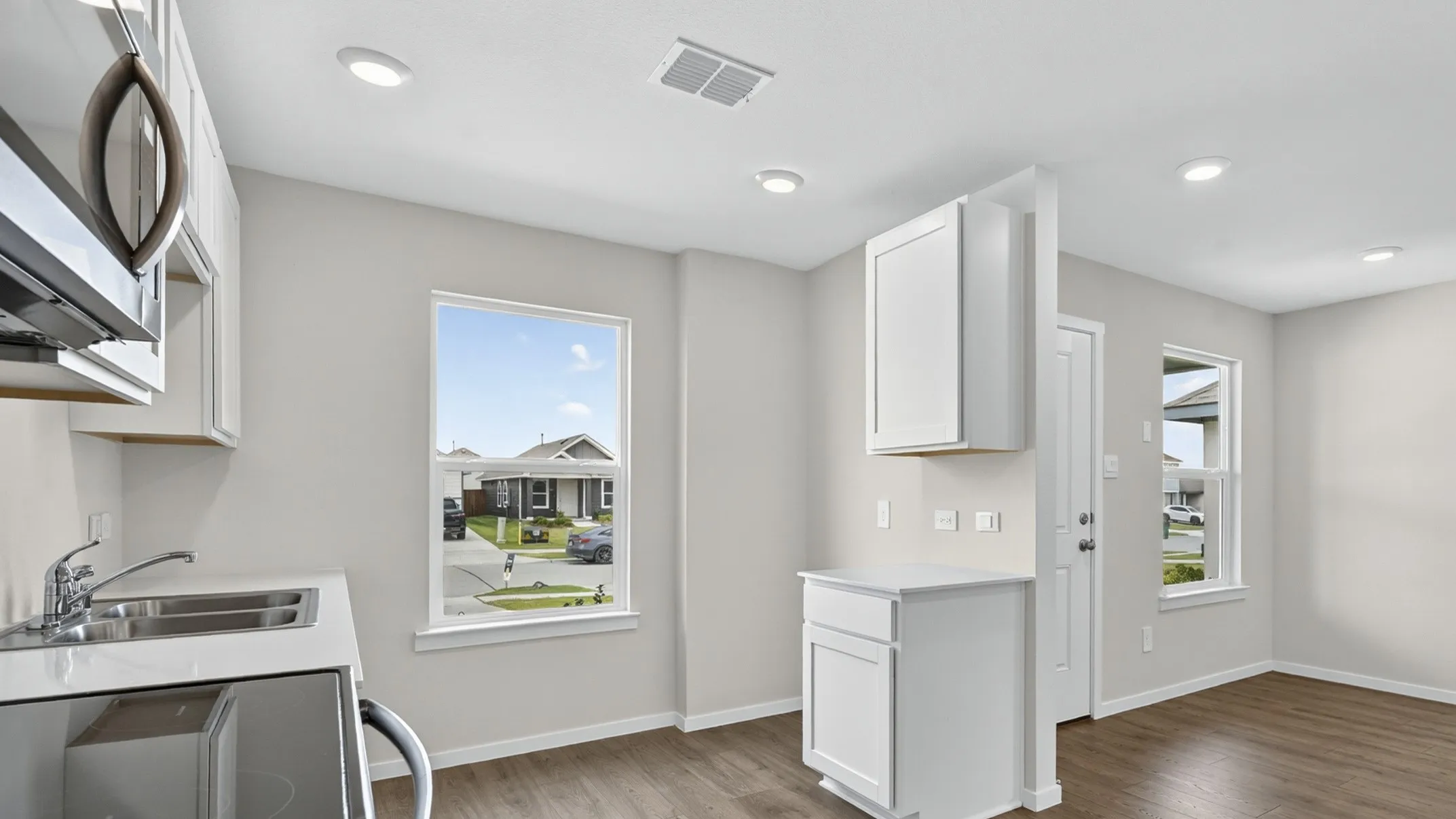 Single Family Residence For Sale in Kaufman County , 4289 Tafoya Lane, Crandall, Texas 75114, 2 Bedroom, 2 Bathroom, Garage spaces, 816 Sqft, built in 2025, New Construction - Complete, mls#21121663, Real Estate Agent in Crandall, Homes For Sale in Kaufman county, Homes For Sale in Crandall, Realtor in Crandall Texas, Real Estate Brokerage Independent Realty Texas, Luminita Cordes Realtor