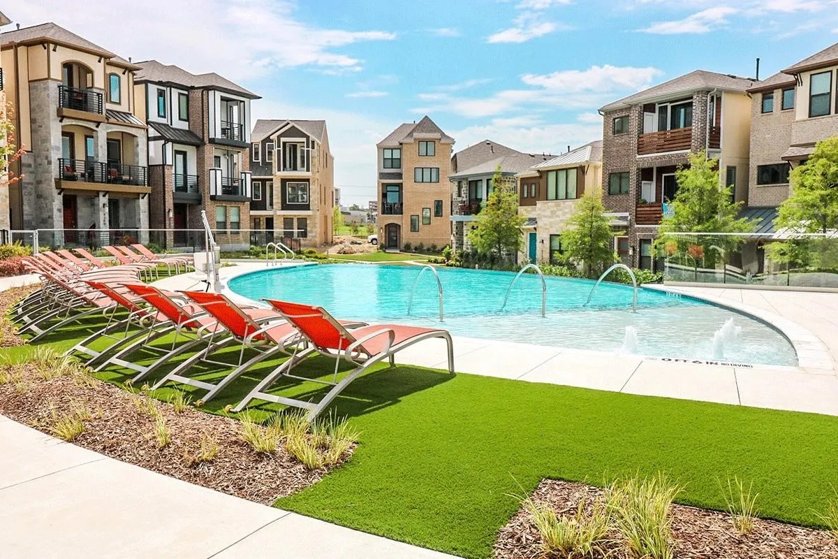 Single Family Residence For Sale in Dallas County , 8106 Fallston Court, Dallas, Texas 75231, 3 Bedrooms, 3 Bathrooms, 2 Garage spaces, 2,220 Sqft, built in 2022, Price $634,999, mls#21120863, Real Estate Agent in Dallas, Homes For Sale in Dallas county, Homes For Sale in Dallas, Realtor in Dallas Texas, Real Estate Brokerage Independent Realty Texas, Luminita Cordes Realtor