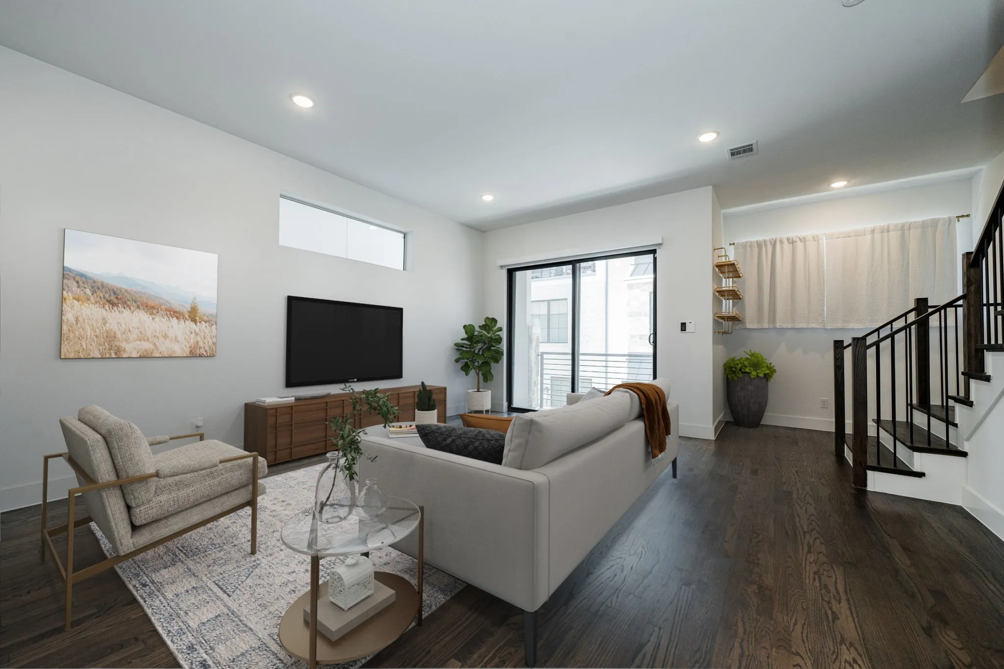 Single Family Residence For Sale in Dallas County , 8106 Fallston Court, Dallas, Texas 75231, 3 Bedrooms, 3 Bathrooms, 2 Garage spaces, 2,220 Sqft, built in 2022, Price $634,999, mls#21120863, Real Estate Agent in Dallas, Homes For Sale in Dallas county, Homes For Sale in Dallas, Realtor in Dallas Texas, Real Estate Brokerage Independent Realty Texas, Luminita Cordes Realtor