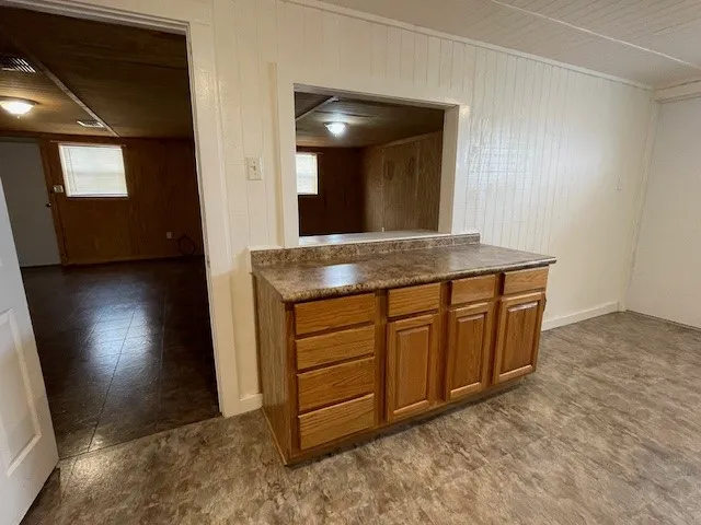 Business For Sale in Hill County , 1056-1058 Ih 35 S, Abbott, Texas 76621, 0, 0, Garage spaces, 0 Sqft, built in 2010, Preowned, mls#21121838, Real Estate Agent in Abbott, Homes For Sale in Hill county, Homes For Sale in Abbott, Realtor in Abbott Texas, Real Estate Brokerage Independent Realty Texas, Luminita Cordes Realtor