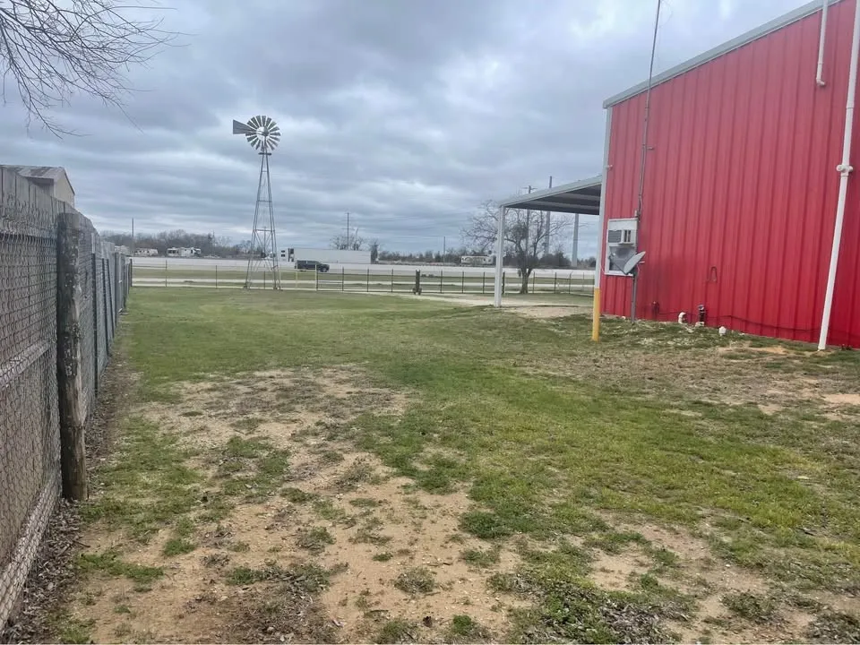 Business For Sale in Hill County , 1056-1058 Ih 35 S, Abbott, Texas 76621, 0, 0, Garage spaces, 0 Sqft, built in 2010, Preowned, mls#21121838, Real Estate Agent in Abbott, Homes For Sale in Hill county, Homes For Sale in Abbott, Realtor in Abbott Texas, Real Estate Brokerage Independent Realty Texas, Luminita Cordes Realtor
