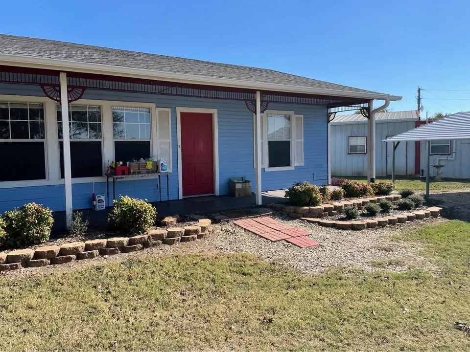 Business For Sale in Hill County , 1056-1058 Ih 35 S, Abbott, Texas 76621, 0, 0, Garage spaces, 0 Sqft, built in 2010, Preowned, mls#21121838, Real Estate Agent in Abbott, Homes For Sale in Hill county, Homes For Sale in Abbott, Realtor in Abbott Texas, Real Estate Brokerage Independent Realty Texas, Luminita Cordes Realtor