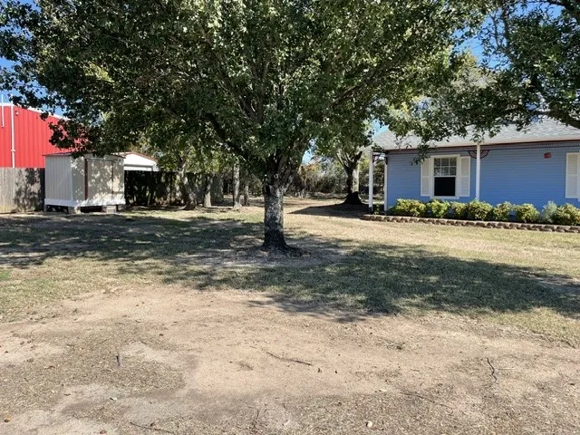 Business For Sale in Hill County , 1056-1058 Ih 35 S, Abbott, Texas 76621, 0, 0, Garage spaces, 0 Sqft, built in 2010, Preowned, mls#21121838, Real Estate Agent in Abbott, Homes For Sale in Hill county, Homes For Sale in Abbott, Realtor in Abbott Texas, Real Estate Brokerage Independent Realty Texas, Luminita Cordes Realtor