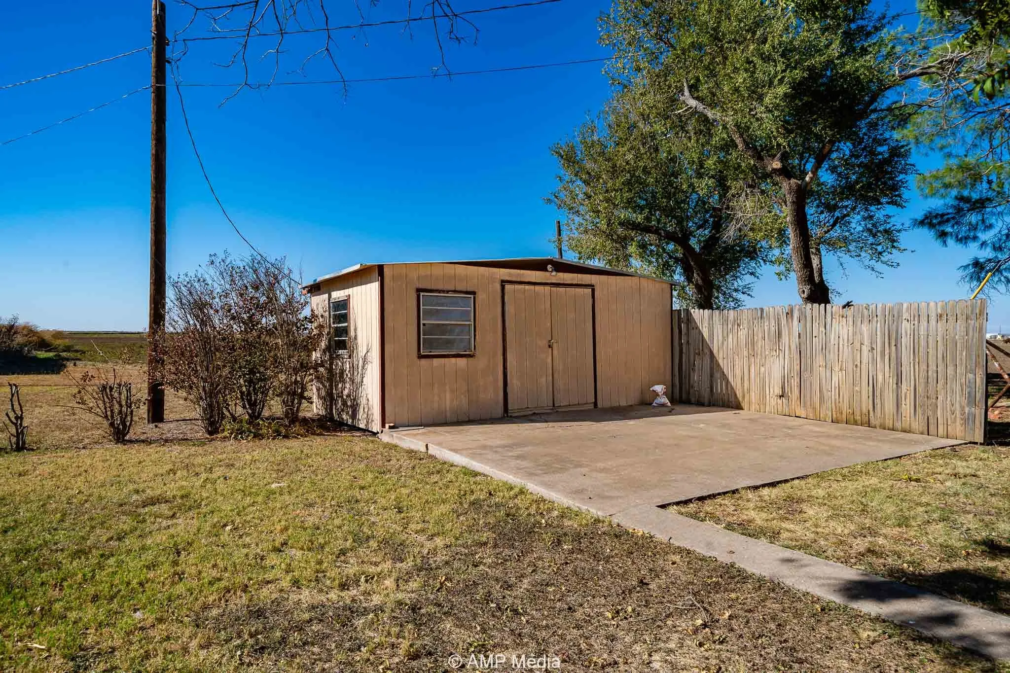 Single Family Residence For Sale in Taylor County , 1102 Elmdale Road N, Abilene, Texas 79601, 3 Bedroom, 4 Bathroom, 2 Garage spaces, 2,632 Sqft, built in 1981, Preowned, mls#21120117, Real Estate Agent in Abilene, Homes For Sale in Taylor county, Homes For Sale in Abilene, Realtor in Abilene Texas, Real Estate Brokerage Independent Realty Texas, Luminita Cordes Realtor