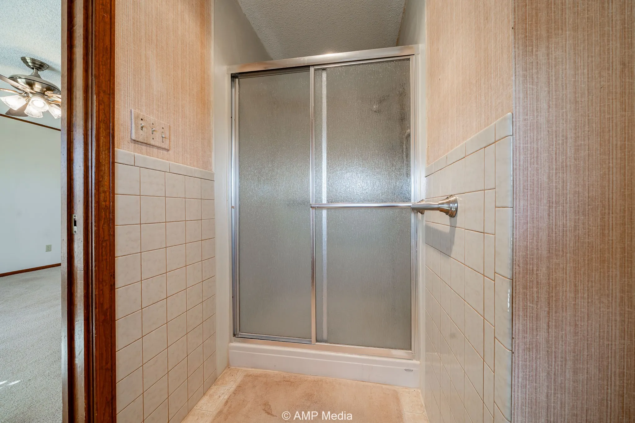 Single Family Residence For Sale in Taylor County , 1102 Elmdale Road N, Abilene, Texas 79601, 3 Bedroom, 4 Bathroom, 2 Garage spaces, 2,632 Sqft, built in 1981, Preowned, mls#21120117, Real Estate Agent in Abilene, Homes For Sale in Taylor county, Homes For Sale in Abilene, Realtor in Abilene Texas, Real Estate Brokerage Independent Realty Texas, Luminita Cordes Realtor