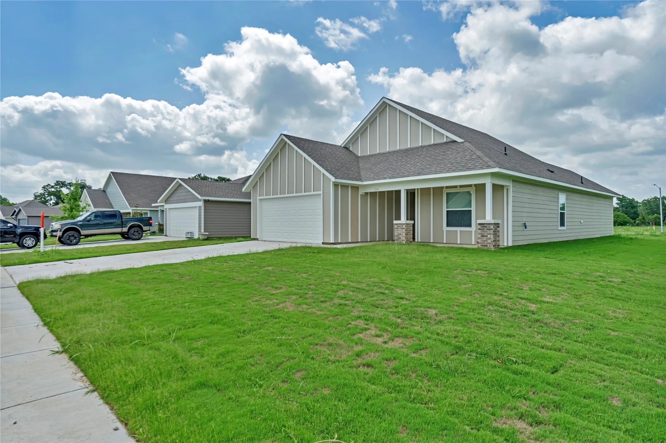 Single Family Residence For Sale in Johnson County , 616 Crockett Drive, Cleburne, Texas 76033, 3 Bedroom, 2 Bathroom, 2 Garage spaces, 1,354 Sqft, built in 2025, New Construction - Incomplete, mls#21122233, Real Estate Agent in Cleburne, Homes For Sale in Johnson county, Homes For Sale in Cleburne, Realtor in Cleburne Texas, Real Estate Brokerage Independent Realty Texas, Luminita Cordes Realtor