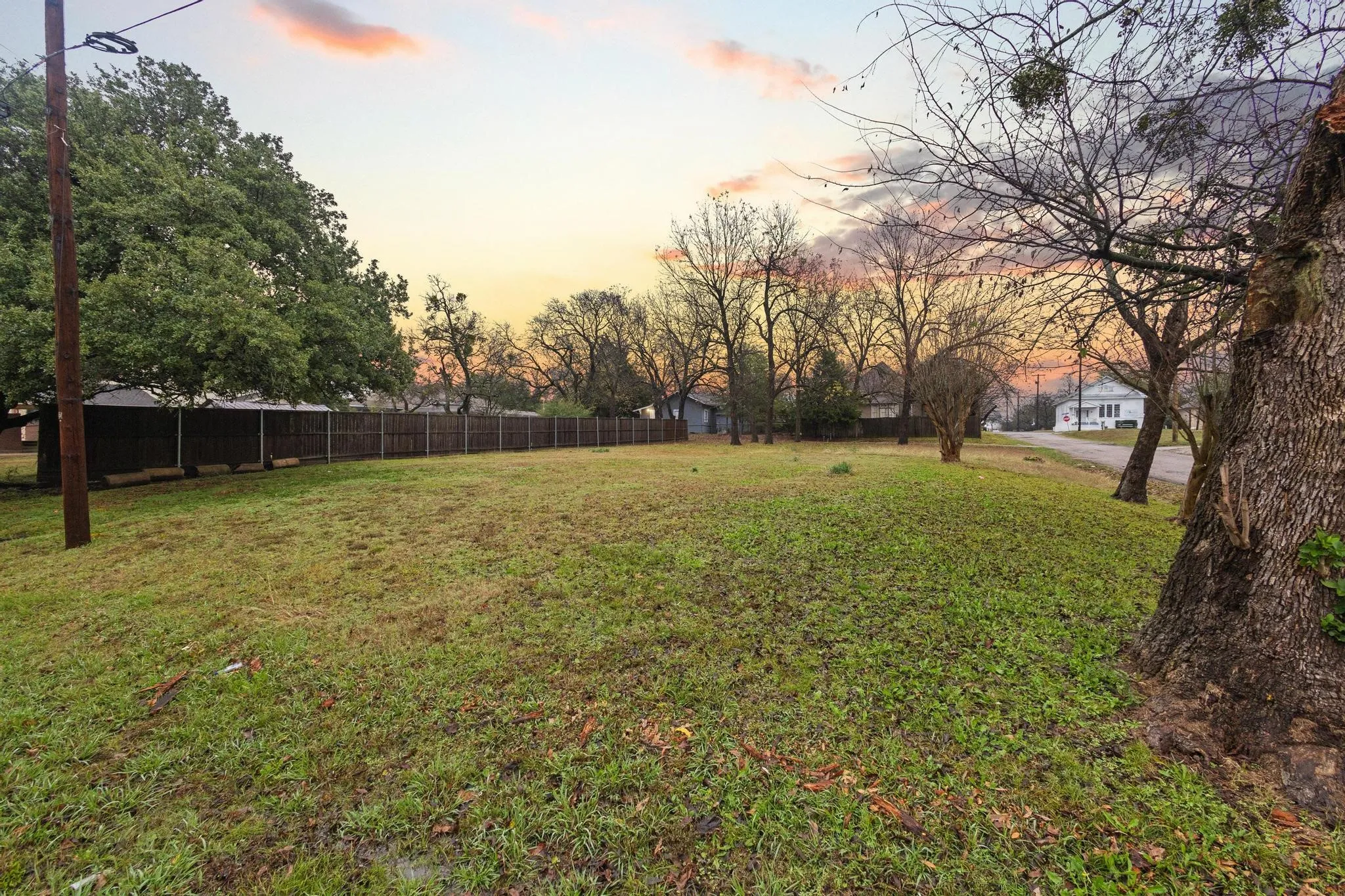 Corner lot parcel 74427