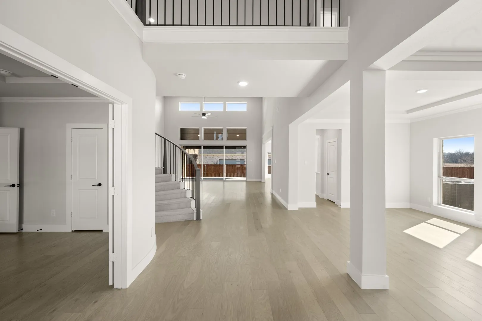 7124 Seagrove- Entry-2