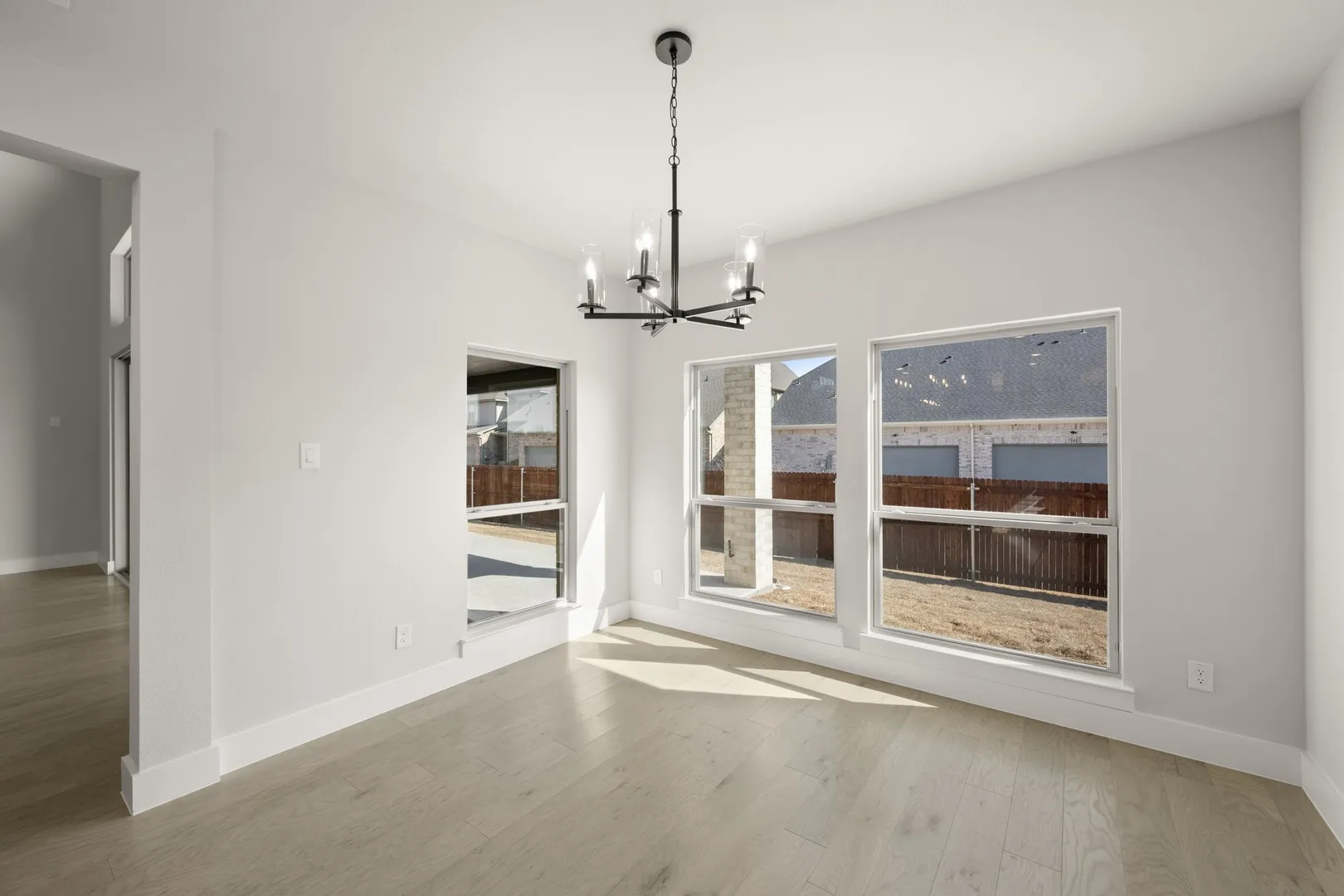 7124 Seagrove- Dining-1