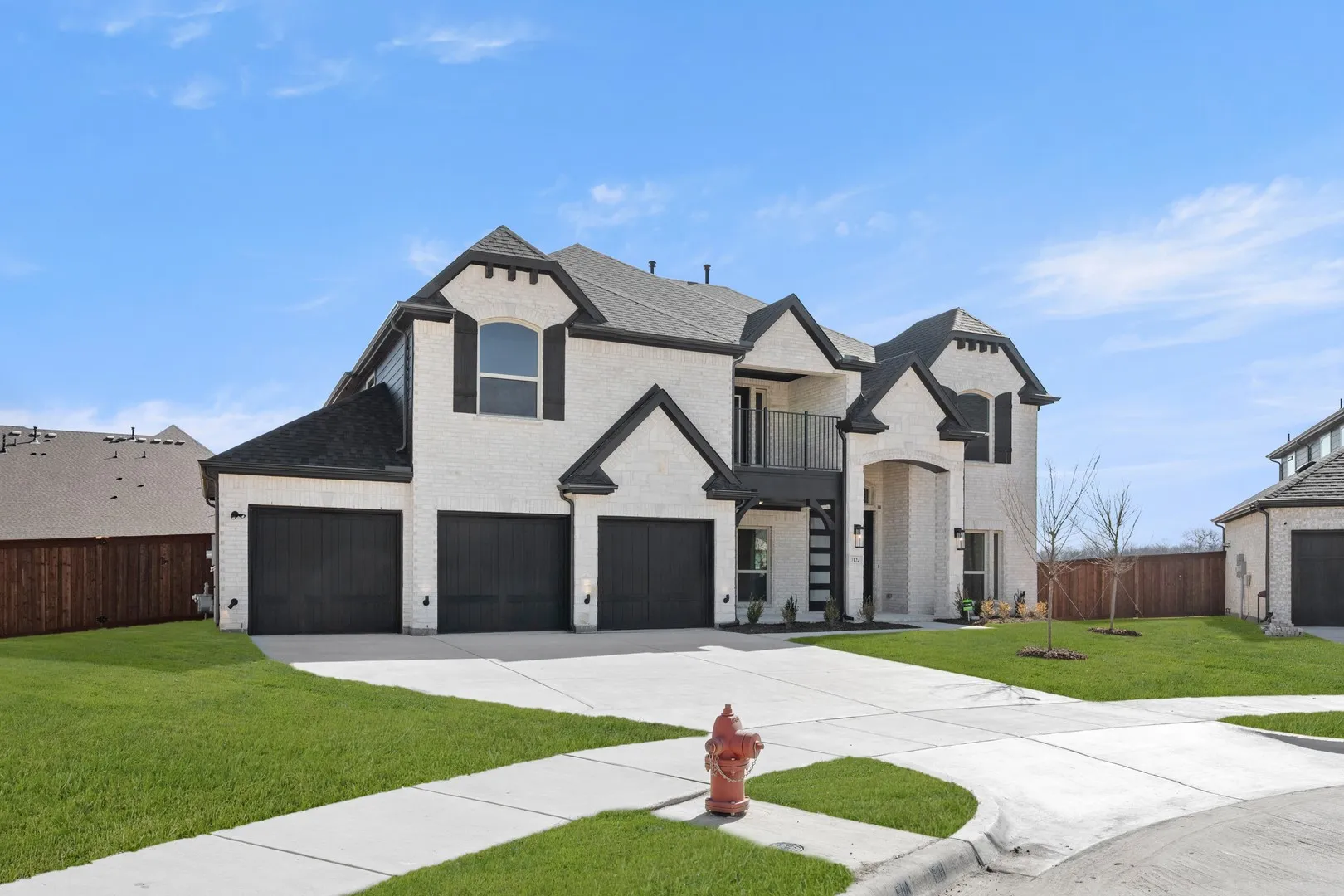 7124 Seagrove- front-2