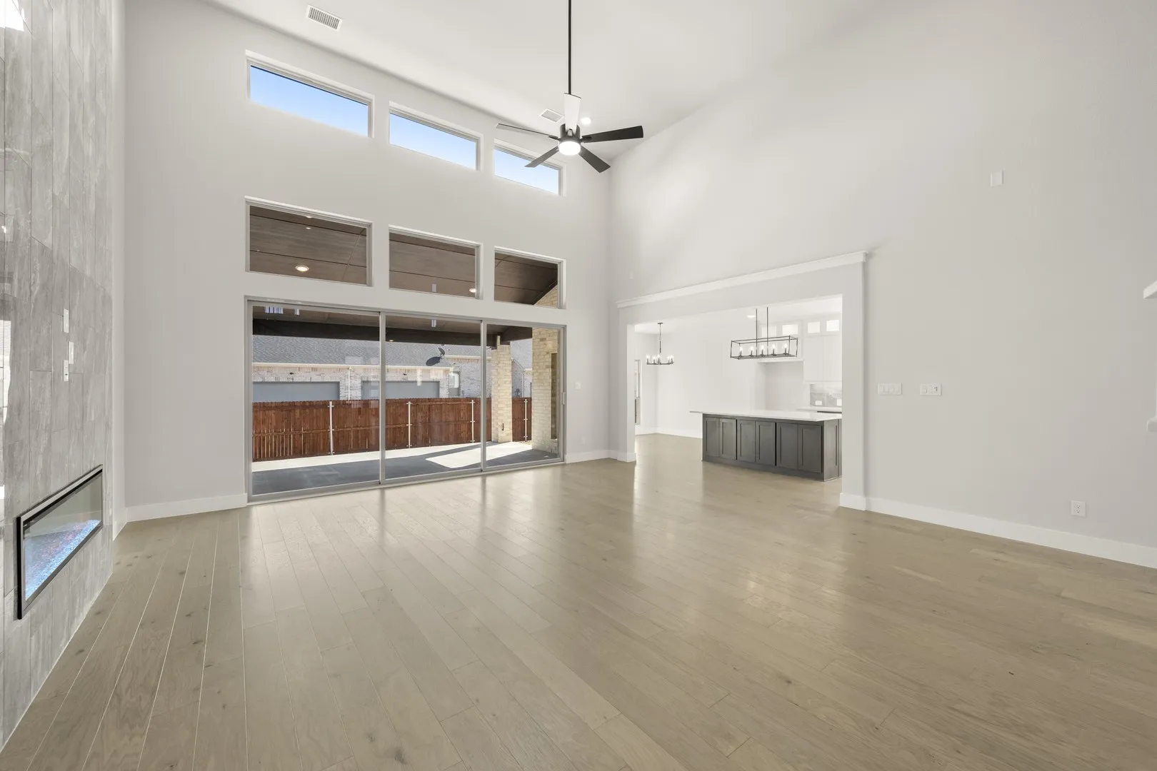 7124 Seagrove- Living Room-2