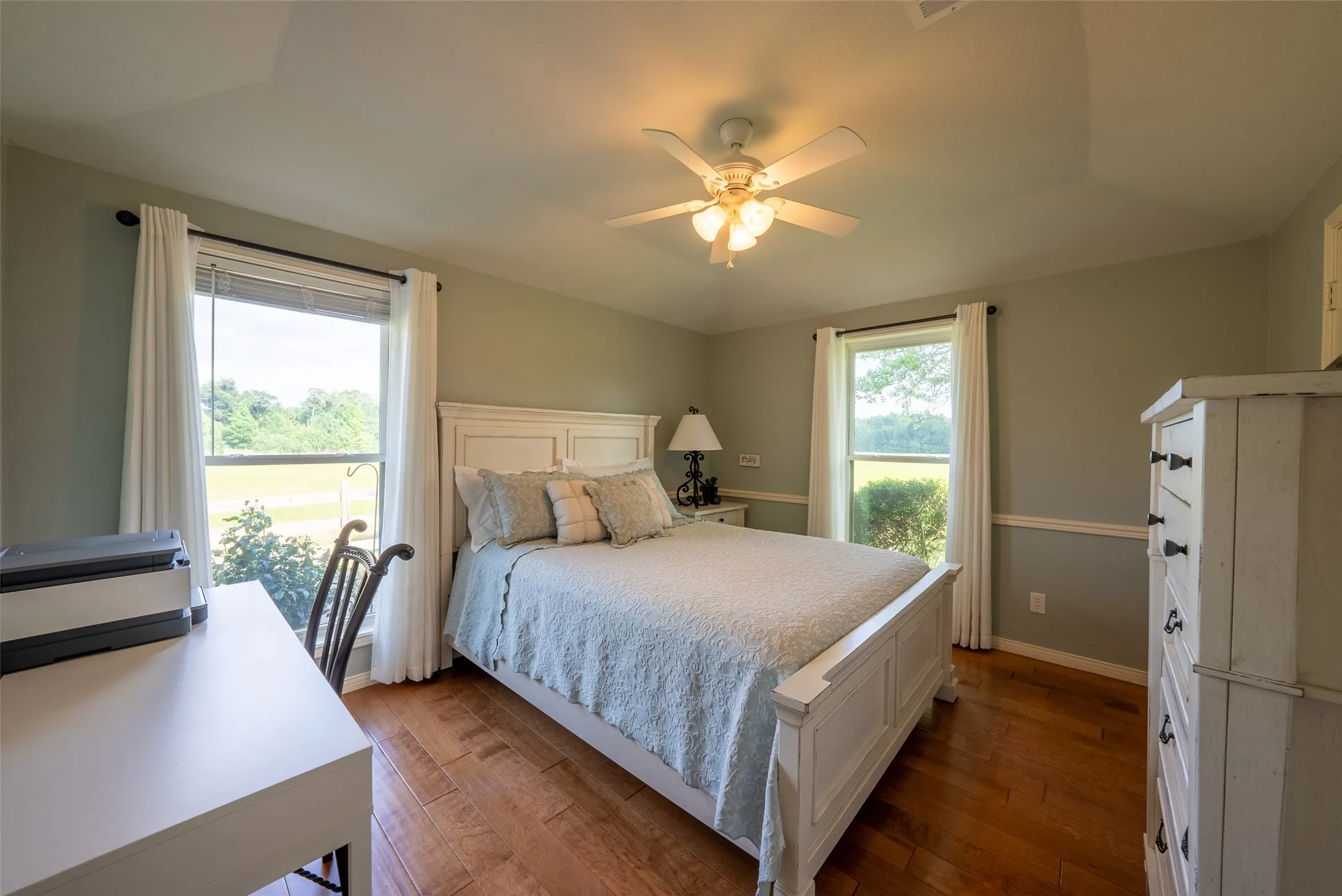 Single Family Residence For Sale in Henderson County , 13612 County Road 3900, Athens, Texas 75752, 3 Bedrooms, 3 Bathrooms, 2 Garage spaces, 1,939 Sqft, built in 1982, Price $1,950,000, mls#21122401, Real Estate Agent in Athens, Homes For Sale in Henderson county, Homes For Sale in Athens, Realtor in Athens Texas, Real Estate Brokerage Independent Realty Texas, Luminita Cordes Realtor