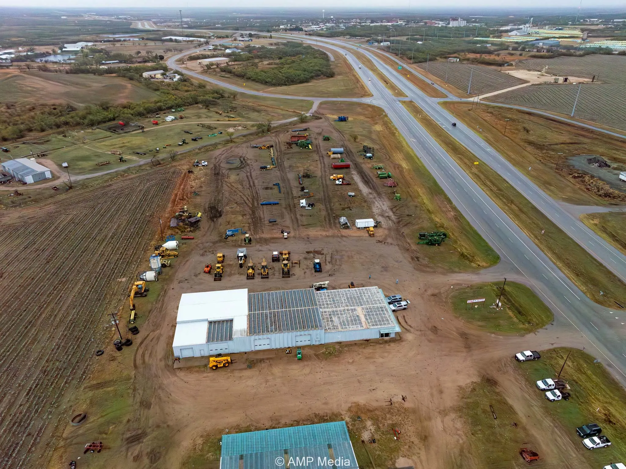 Industrial For Sale in Jones County , 13997 N US HWY 277 Highway, Stamford, Texas 79553, 0, 0, Garage spaces, 0 Sqft, built in 1963, Preowned, mls#21122424, Real Estate Agent in Stamford, Homes For Sale in Jones county, Homes For Sale in Stamford, Realtor in Stamford Texas, Real Estate Brokerage Independent Realty Texas, Luminita Cordes Realtor