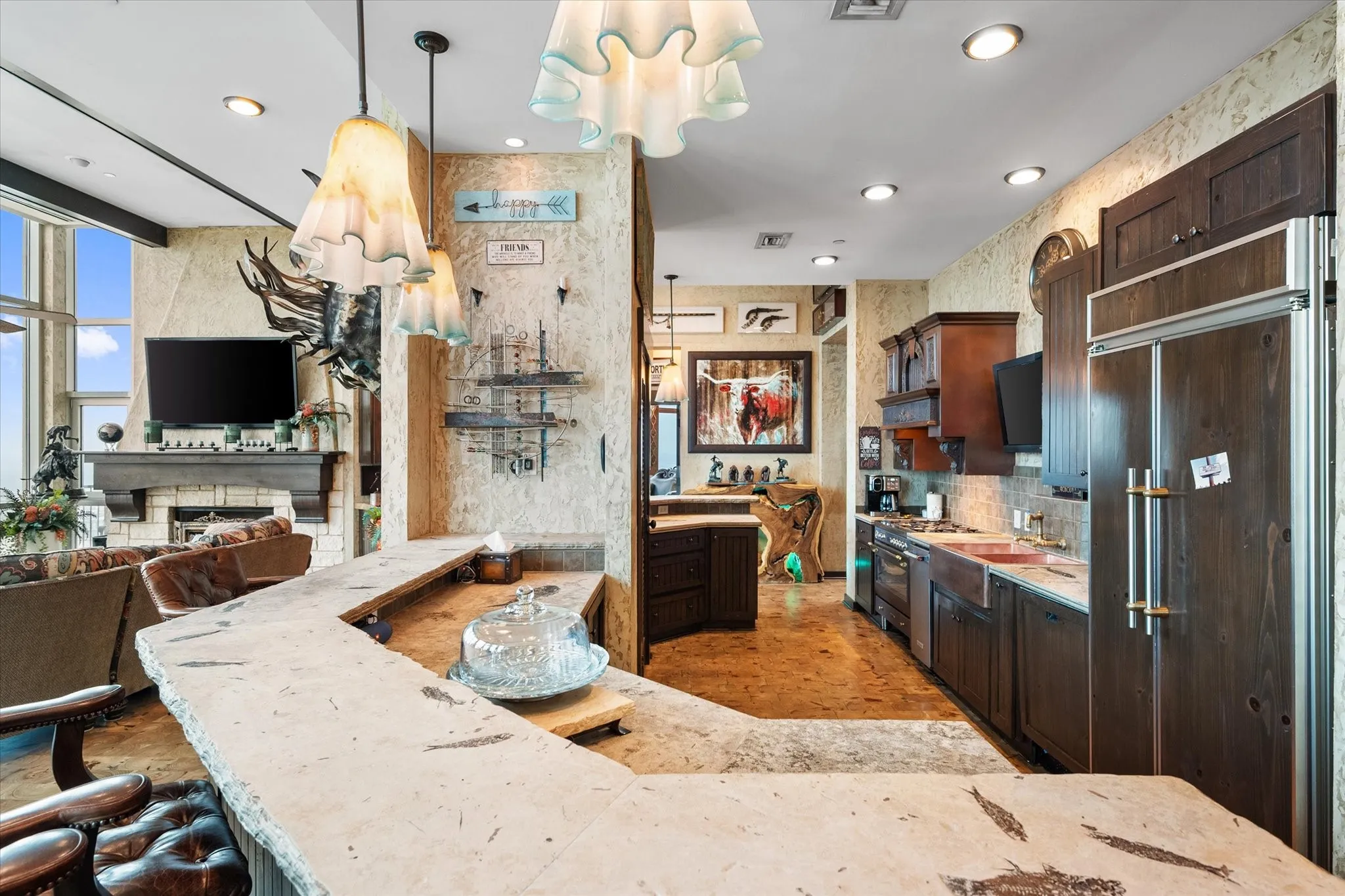 Condominium For Sale in Tarrant County , 500 Throckmorton Street 3512, Fort Worth, Texas 76102, 2 Bedroom, 3 Bathroom, 3 Garage spaces, 2,493 Sqft, built in 2005, mls#21121315, Real Estate Agent in Fort Worth, Homes For Sale in Tarrant county, Homes For Sale in Fort Worth, Realtor in Fort Worth Texas, Real Estate Brokerage Independent Realty Texas, Luminita Cordes Realtor