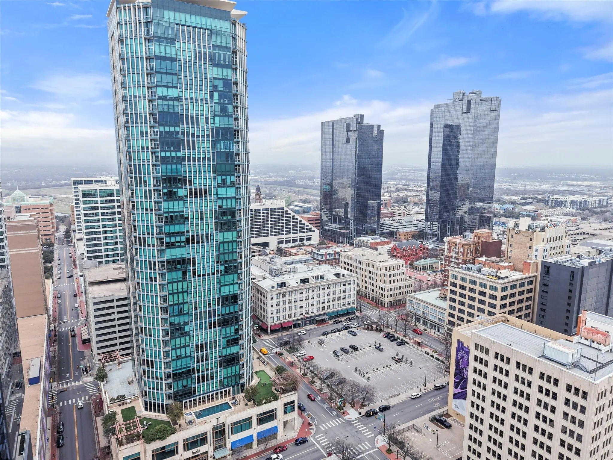 Condominium For Sale in Tarrant County , 500 Throckmorton Street 3512, Fort Worth, Texas 76102, 2 Bedroom, 3 Bathroom, 3 Garage spaces, 2,493 Sqft, built in 2005, mls#21121315, Real Estate Agent in Fort Worth, Homes For Sale in Tarrant county, Homes For Sale in Fort Worth, Realtor in Fort Worth Texas, Real Estate Brokerage Independent Realty Texas, Luminita Cordes Realtor