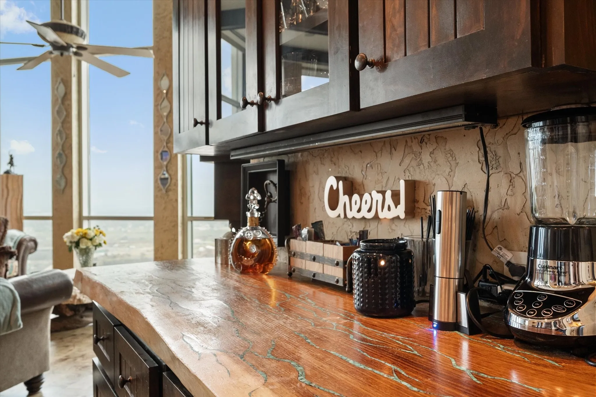 Condominium For Sale in Tarrant County , 500 Throckmorton Street 3512, Fort Worth, Texas 76102, 2 Bedroom, 3 Bathroom, 3 Garage spaces, 2,493 Sqft, built in 2005, mls#21121315, Real Estate Agent in Fort Worth, Homes For Sale in Tarrant county, Homes For Sale in Fort Worth, Realtor in Fort Worth Texas, Real Estate Brokerage Independent Realty Texas, Luminita Cordes Realtor