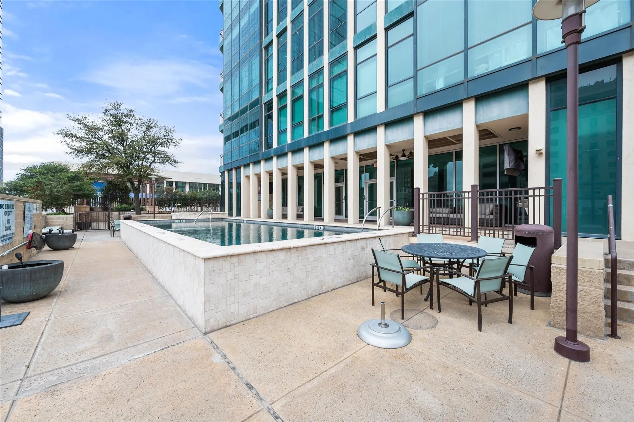 Condominium For Sale in Tarrant County , 500 Throckmorton Street 3512, Fort Worth, Texas 76102, 2 Bedroom, 3 Bathroom, 3 Garage spaces, 2,493 Sqft, built in 2005, mls#21121315, Real Estate Agent in Fort Worth, Homes For Sale in Tarrant county, Homes For Sale in Fort Worth, Realtor in Fort Worth Texas, Real Estate Brokerage Independent Realty Texas, Luminita Cordes Realtor