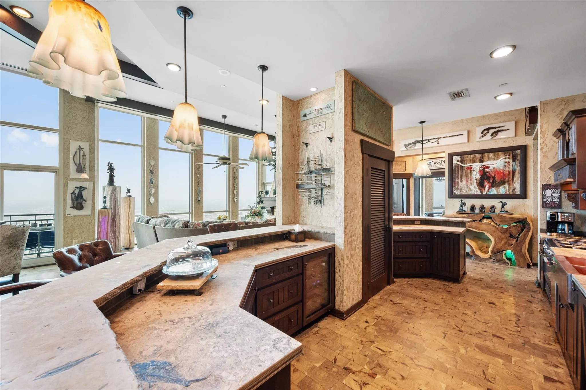 Condominium For Sale in Tarrant County , 500 Throckmorton Street 3512, Fort Worth, Texas 76102, 2 Bedroom, 3 Bathroom, 3 Garage spaces, 2,493 Sqft, built in 2005, mls#21121315, Real Estate Agent in Fort Worth, Homes For Sale in Tarrant county, Homes For Sale in Fort Worth, Realtor in Fort Worth Texas, Real Estate Brokerage Independent Realty Texas, Luminita Cordes Realtor