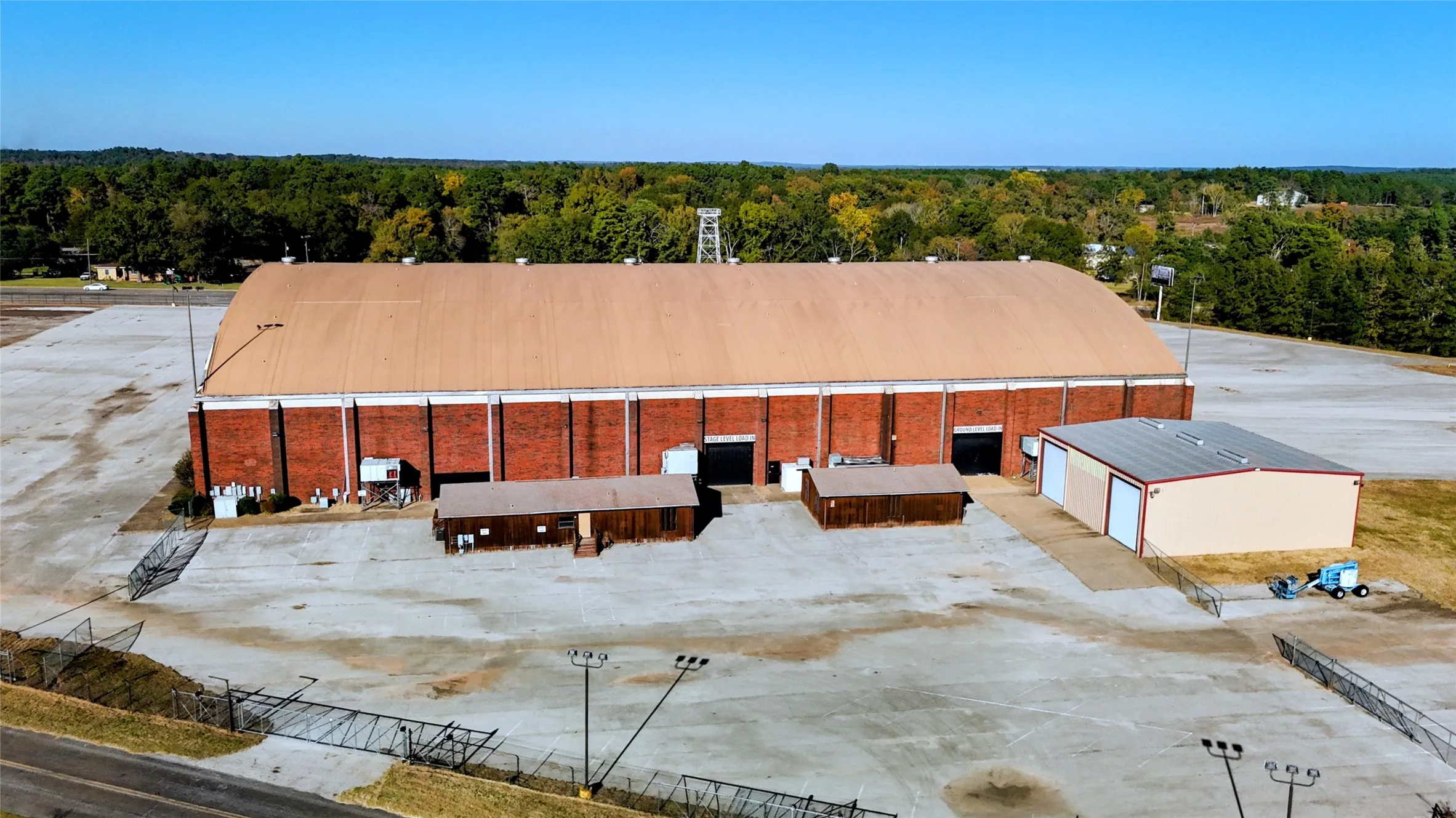 Warehouse For Sale in Smith County , 10408 State Highway 64 E, Tyler, Texas 75707, 0, 0, Garage spaces, 0 Sqft, built in 1983, Preowned, Price $6,399,900, mls#21122945, Real Estate Agent in Tyler, Homes For Sale in Smith county, Homes For Sale in Tyler, Realtor in Tyler Texas, Real Estate Brokerage Independent Realty Texas, Luminita Cordes Realtor